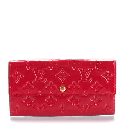 Louis Vuitton Vernis Sarah Wallet Pomme D'Amour 1 of 7