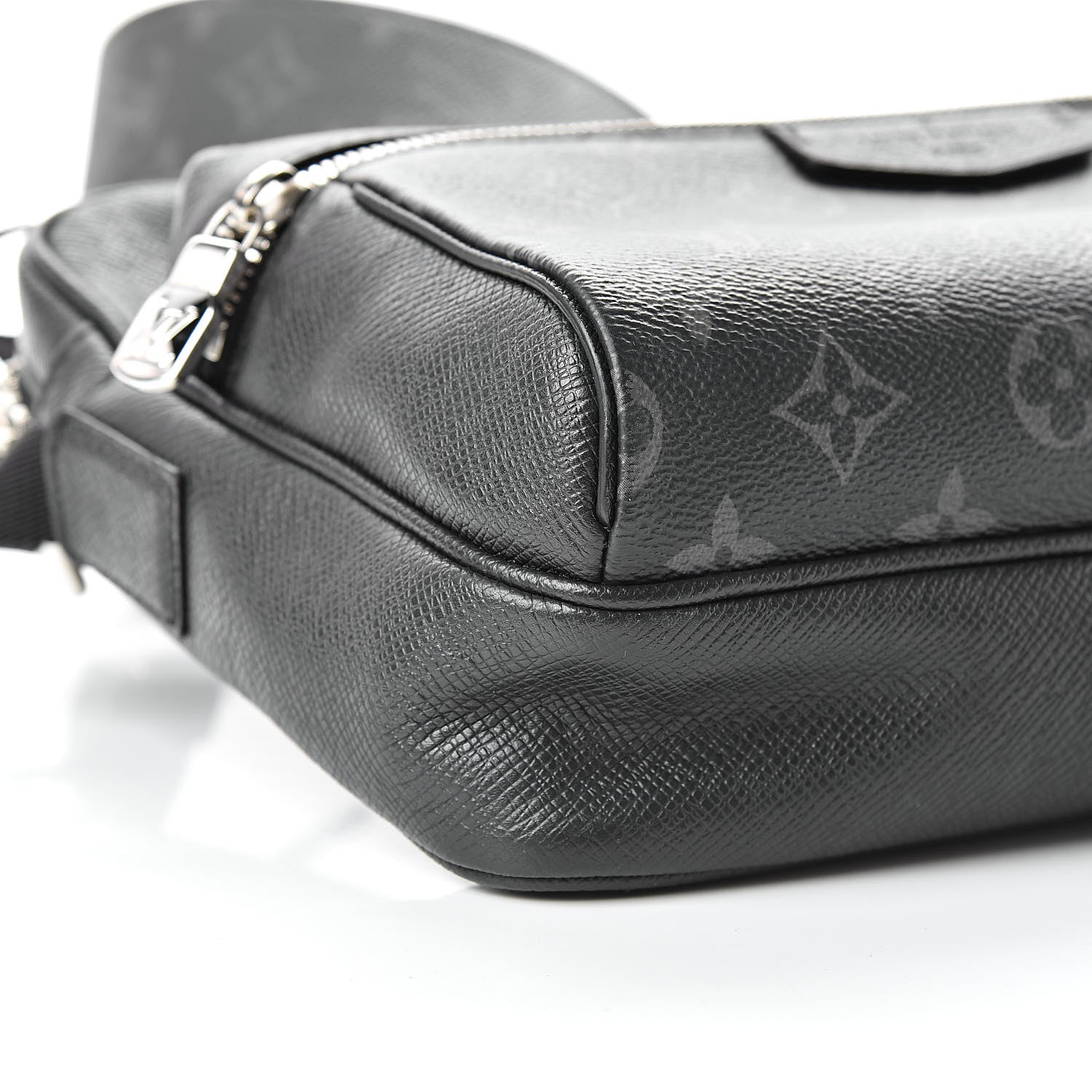 Louis Vuitton Taiga Monogram Eclipse Outdoor Messenger Black 9 of 10