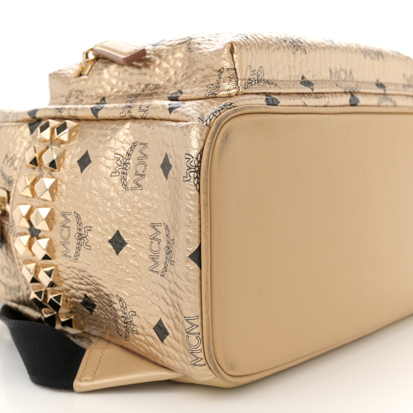 Metallic Visetos Small Side Stud Stark Backpack Gold