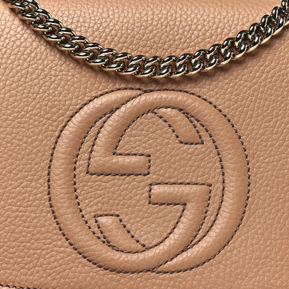 Gucci Pebbled Calfskin Medium Soho Flap Crossbody Camelia 8 of 10