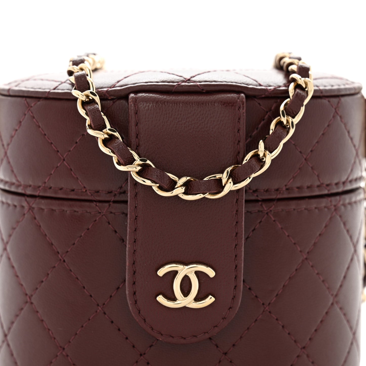 Lambskin Quilted Round Mini Vanity Case With Chain Burgundy