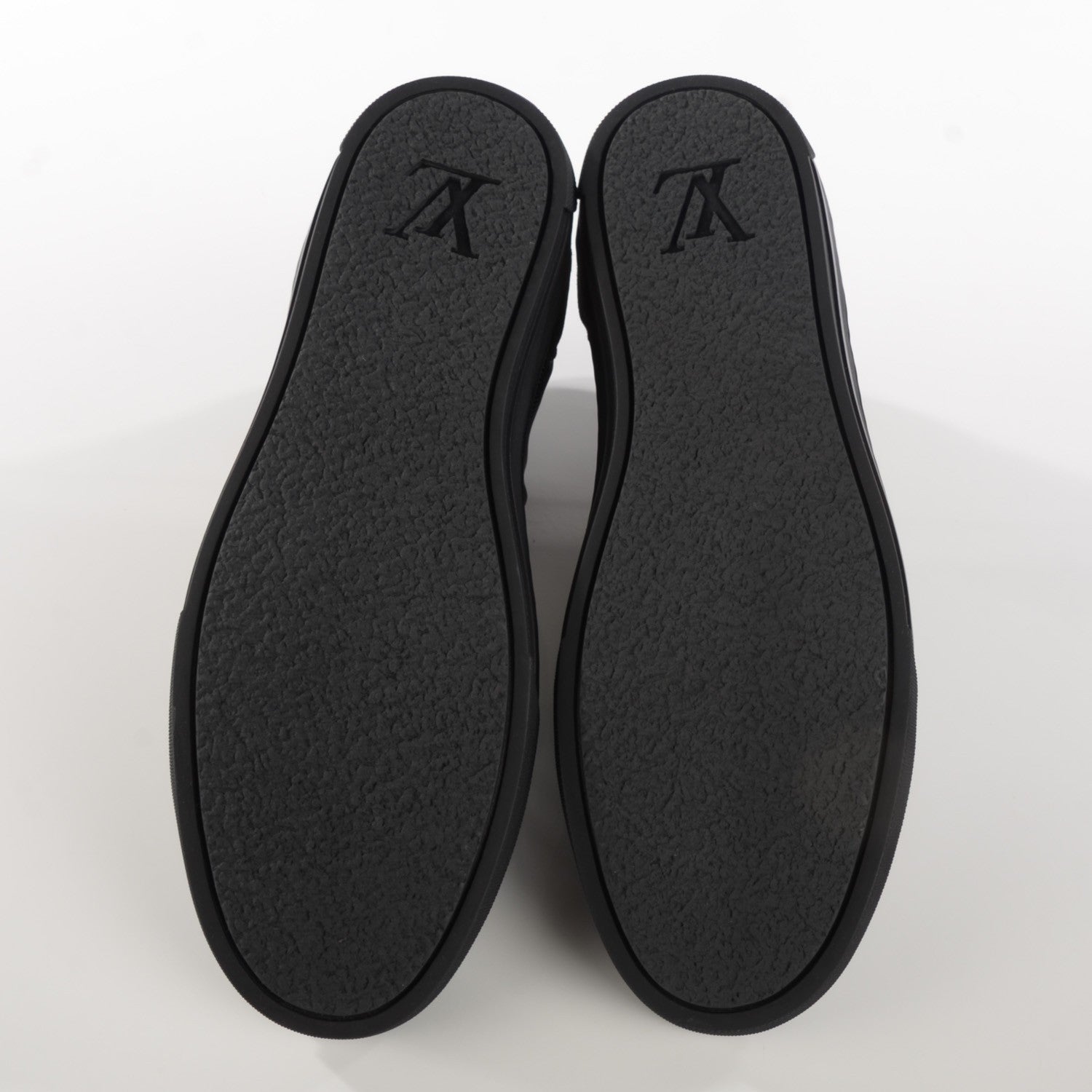 Louis Vuitton Damier Graphite Hightop Sneaker 9 5 of 8