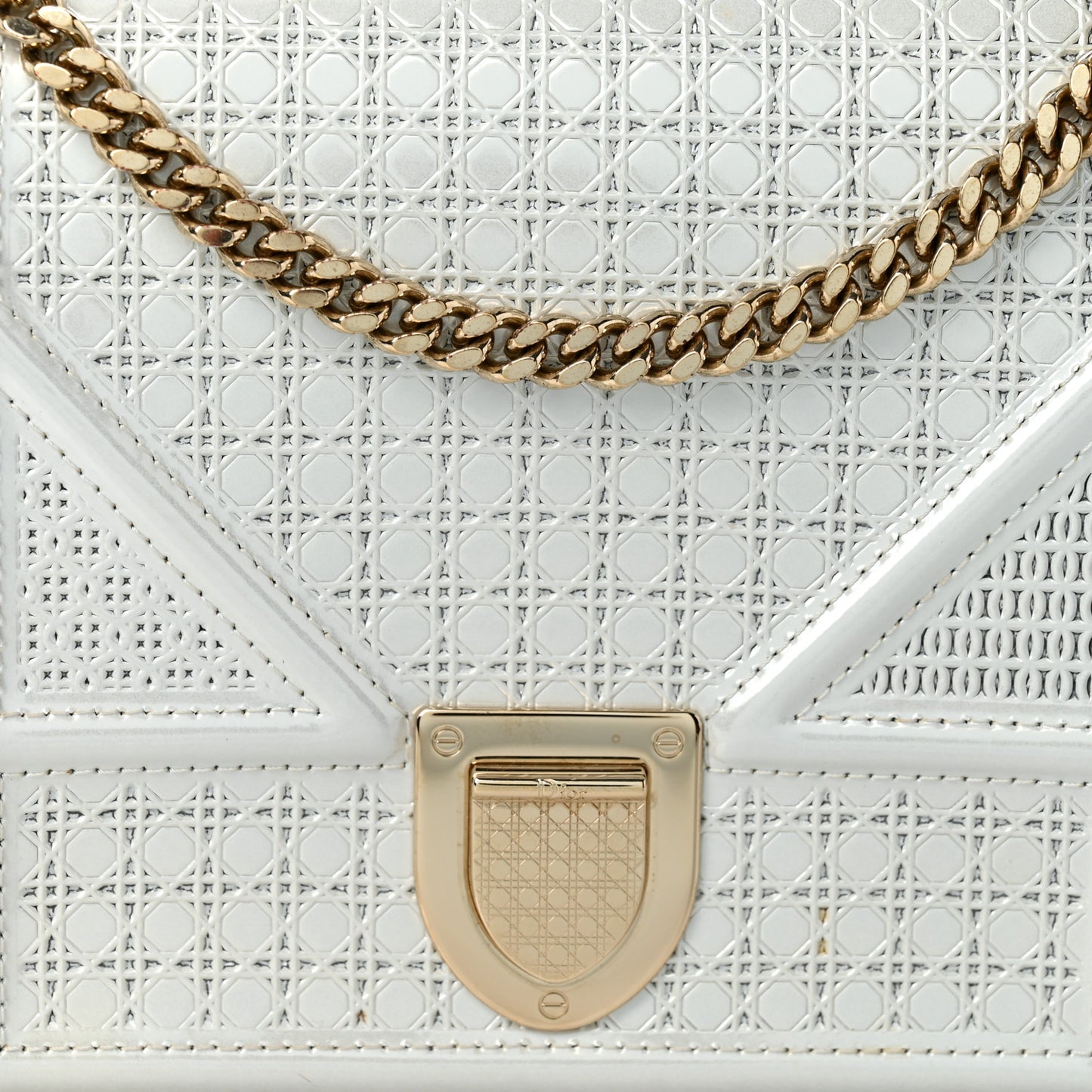 Patent Micro-Cannage Diorama Wallet on Chain Pouch White