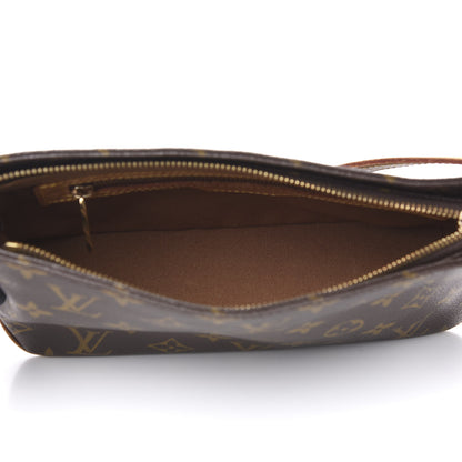 Louis Vuitton Monogram Trotteur 5 of 10