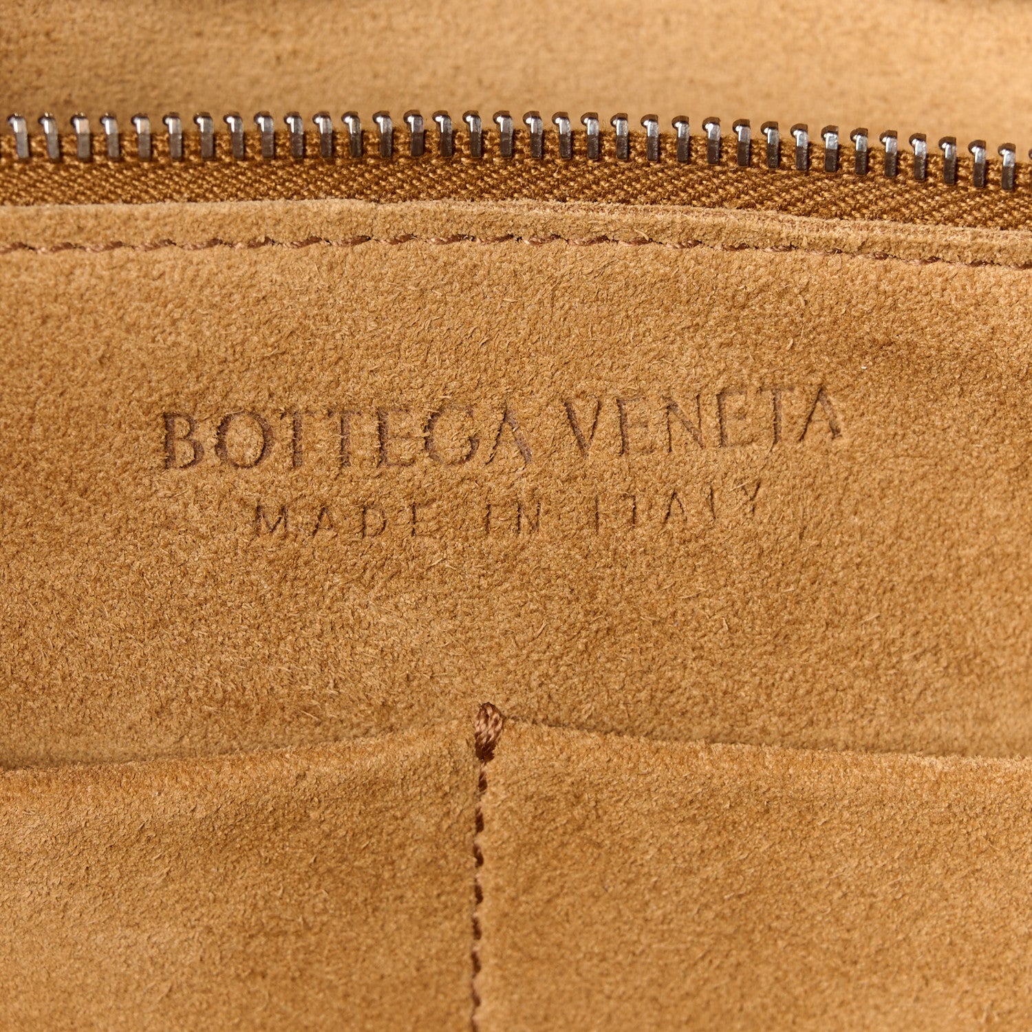 Bottega Veneta Calfskin Maxi Intrecciato Medium Arco White 6 of 12