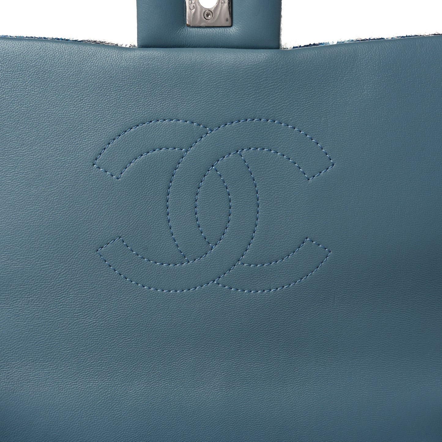 Sequin Large Waterfall Flap Light Blue