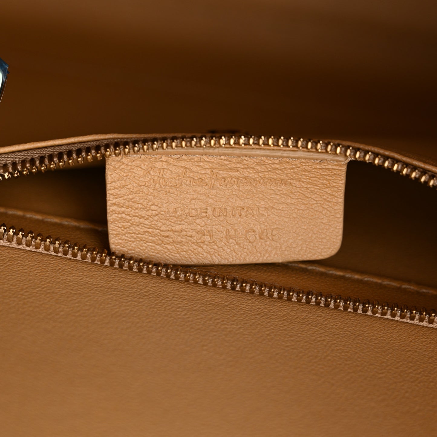 Calfskin Suede Small Boxyz Beige
