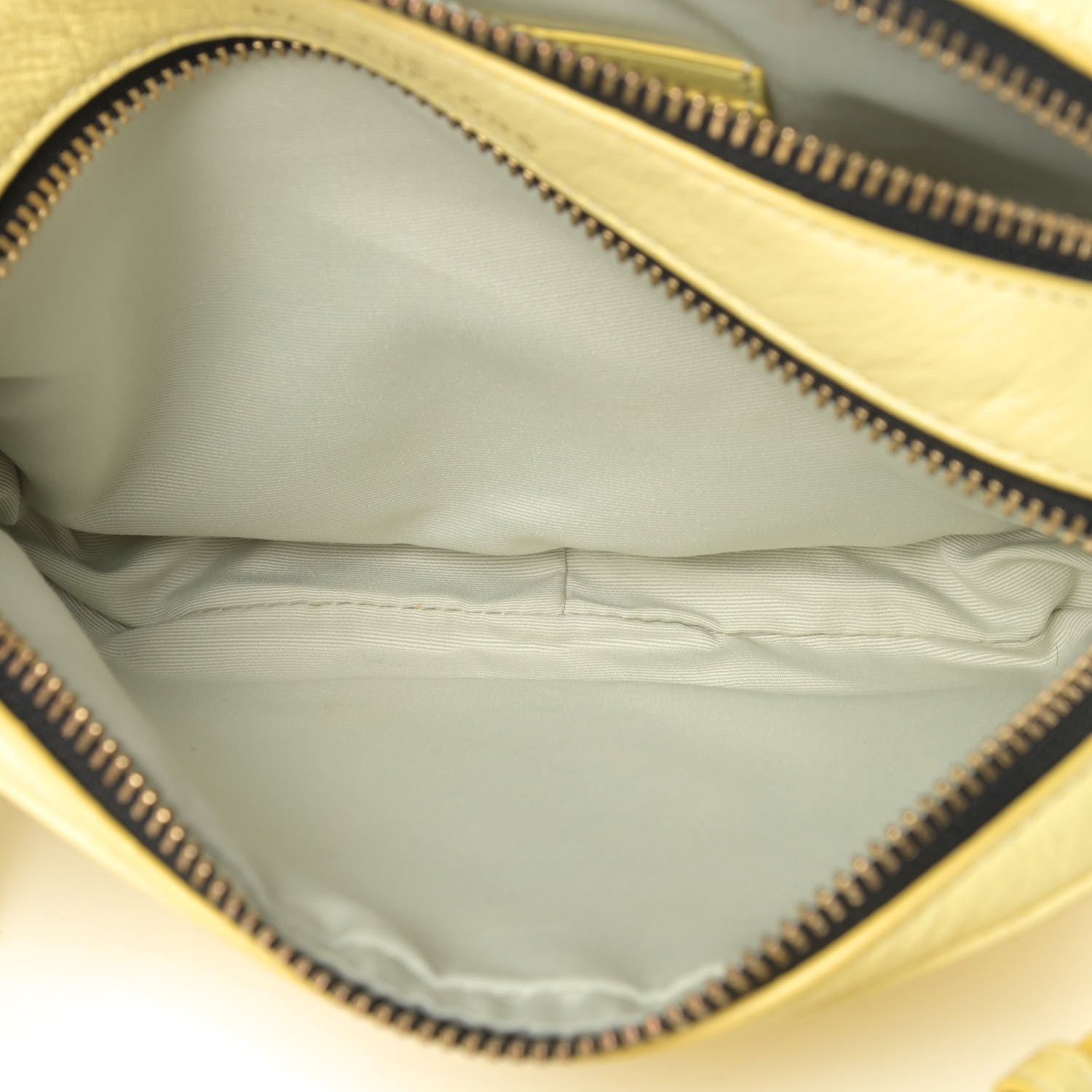 Marc Jacobs Supple Natural Grain Calfskin The Softshot 21 Bag Pale Yellow 5 of 6