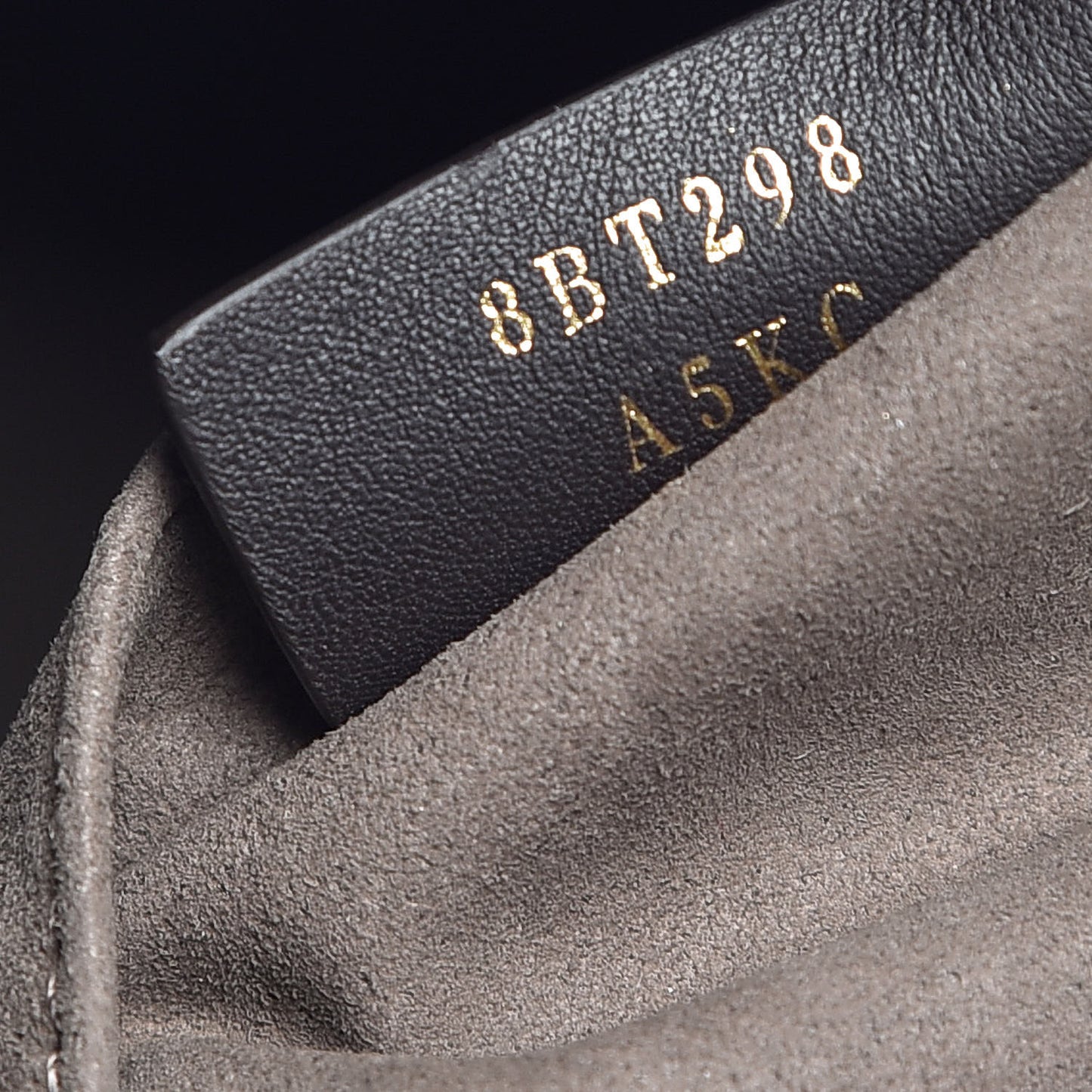 Glazed Fabric Vitello Grace F is Fendi FF 1974 Stamp Patch Grande Mon Tresor Bucket Bag Mogano Panna Nocciola