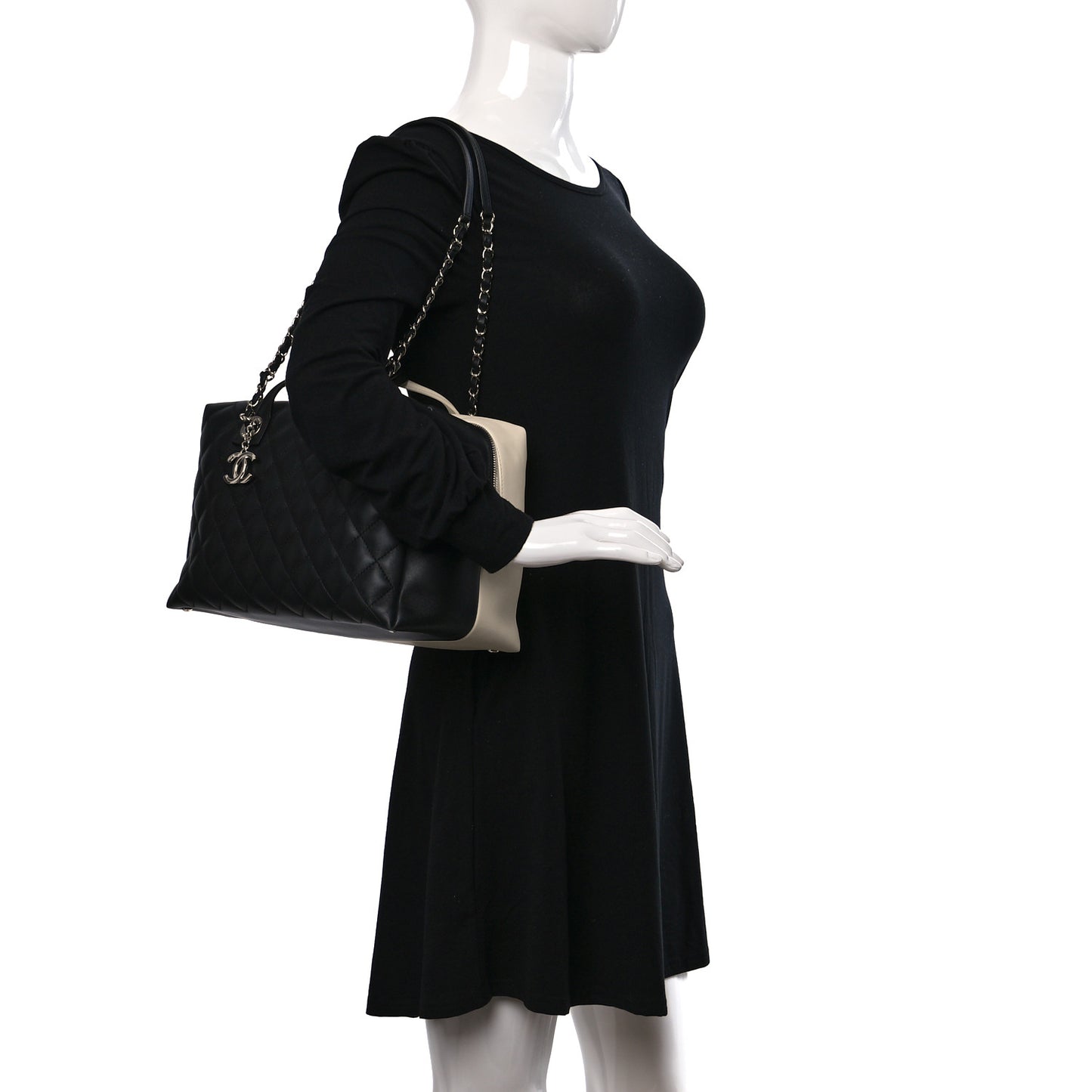 Calfskin Quilted Large Feather Weight Bowling Bag Black Ivory