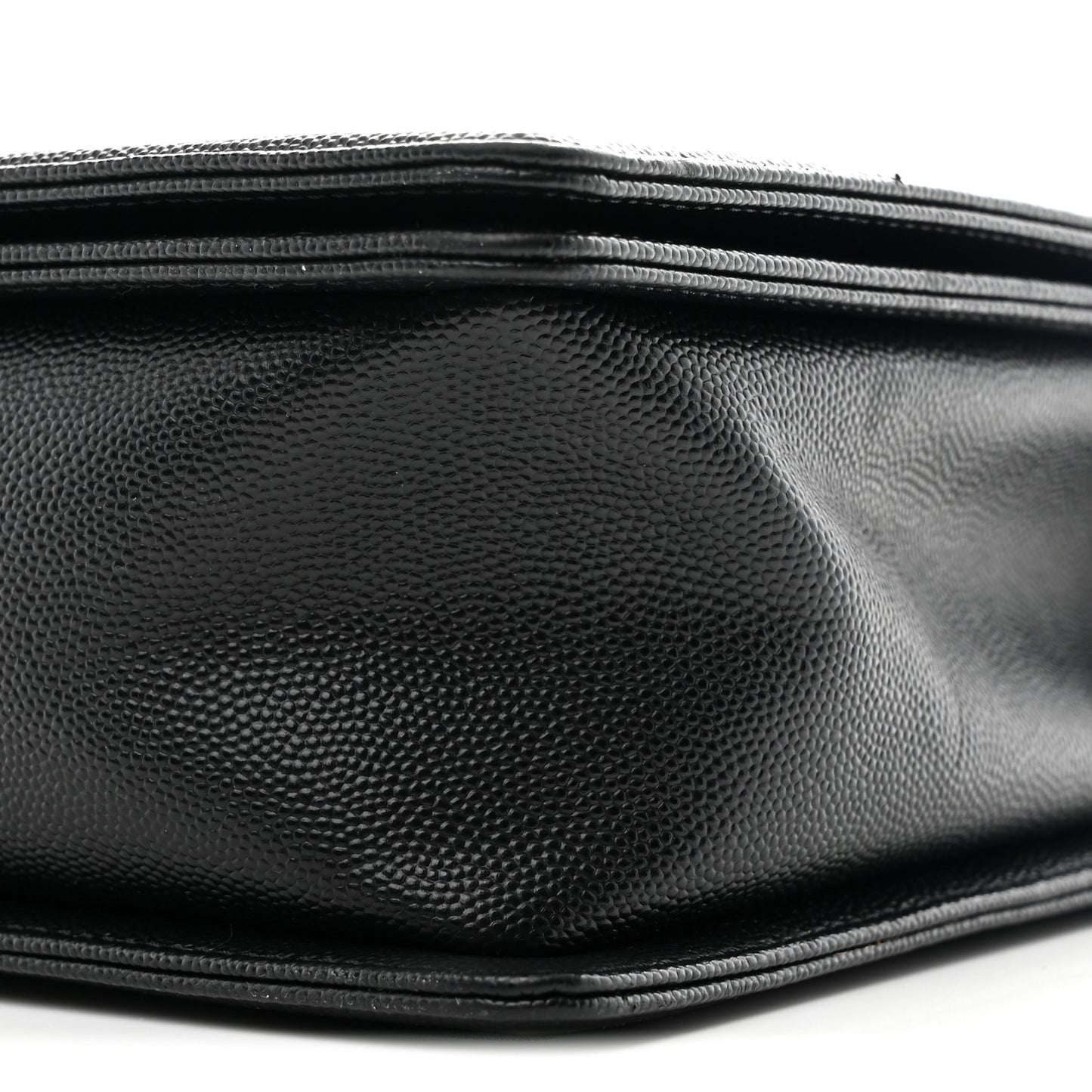 Caviar Quilted Large Boy Flap Black