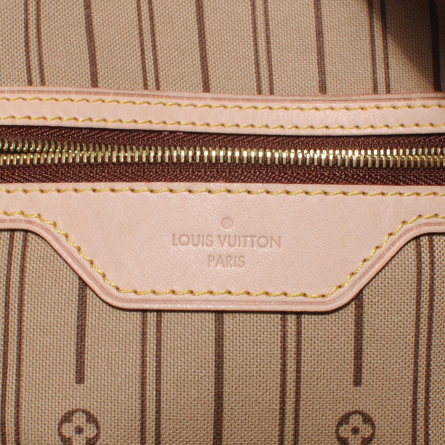 Monogram Delightful MM