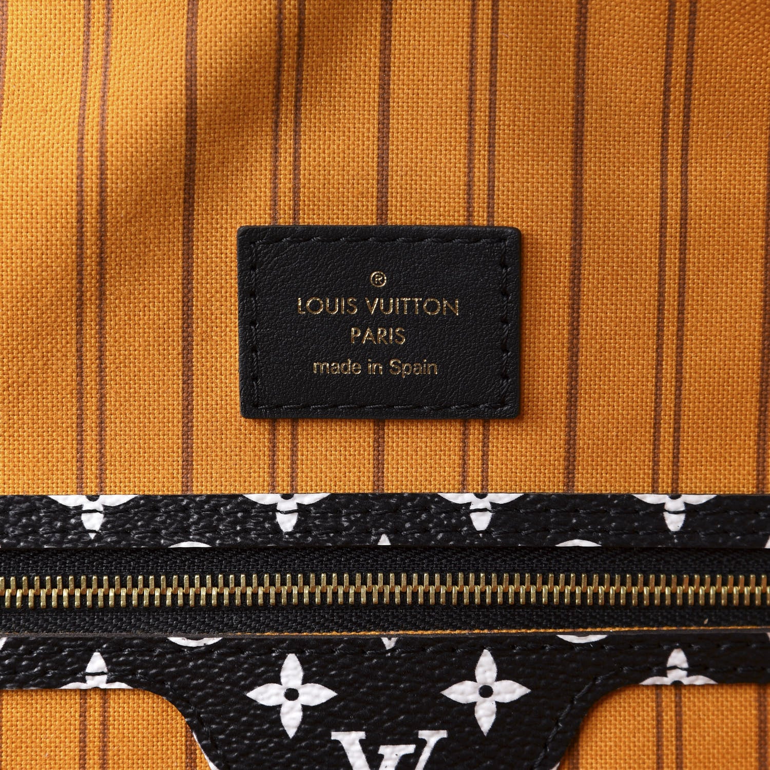 Louis Vuitton Monogram Giant Jungle Neverfull MM Black 9 of 11