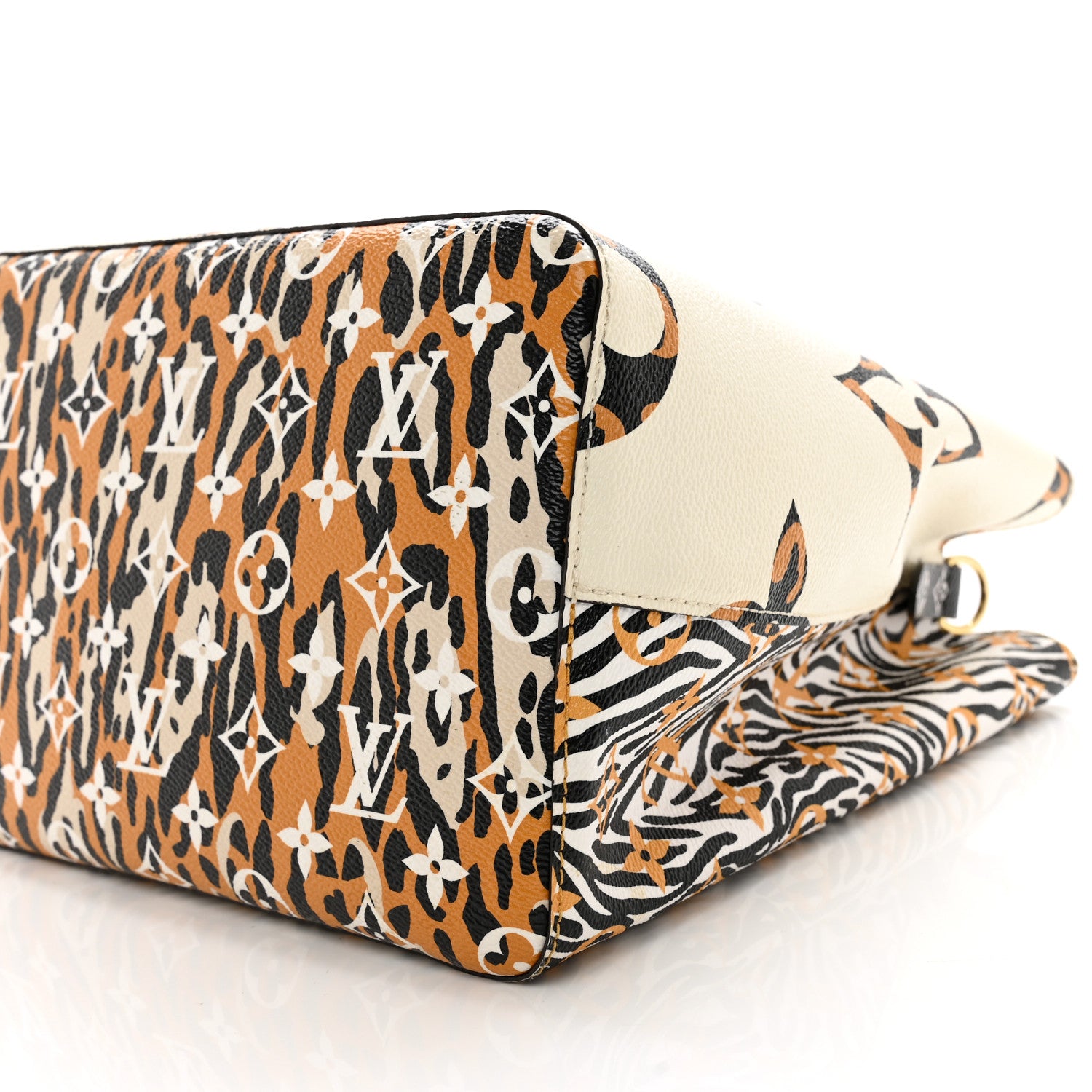 Louis Vuitton LOUIS VUITTON Monogram Giant Jungle NéoNoé Ivory 9 of 11