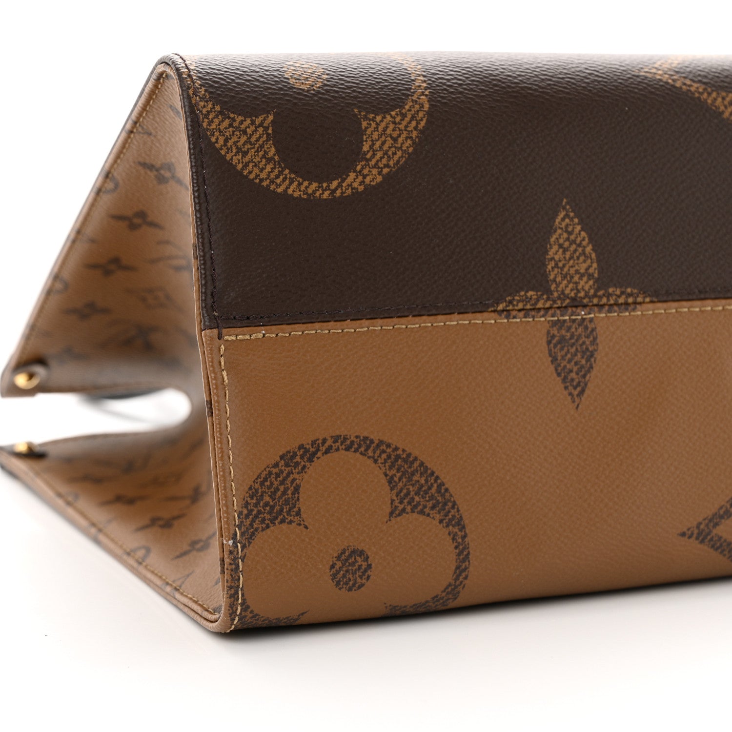 Louis Vuitton Reverse Monogram Giant Onthego MM 8 of 10