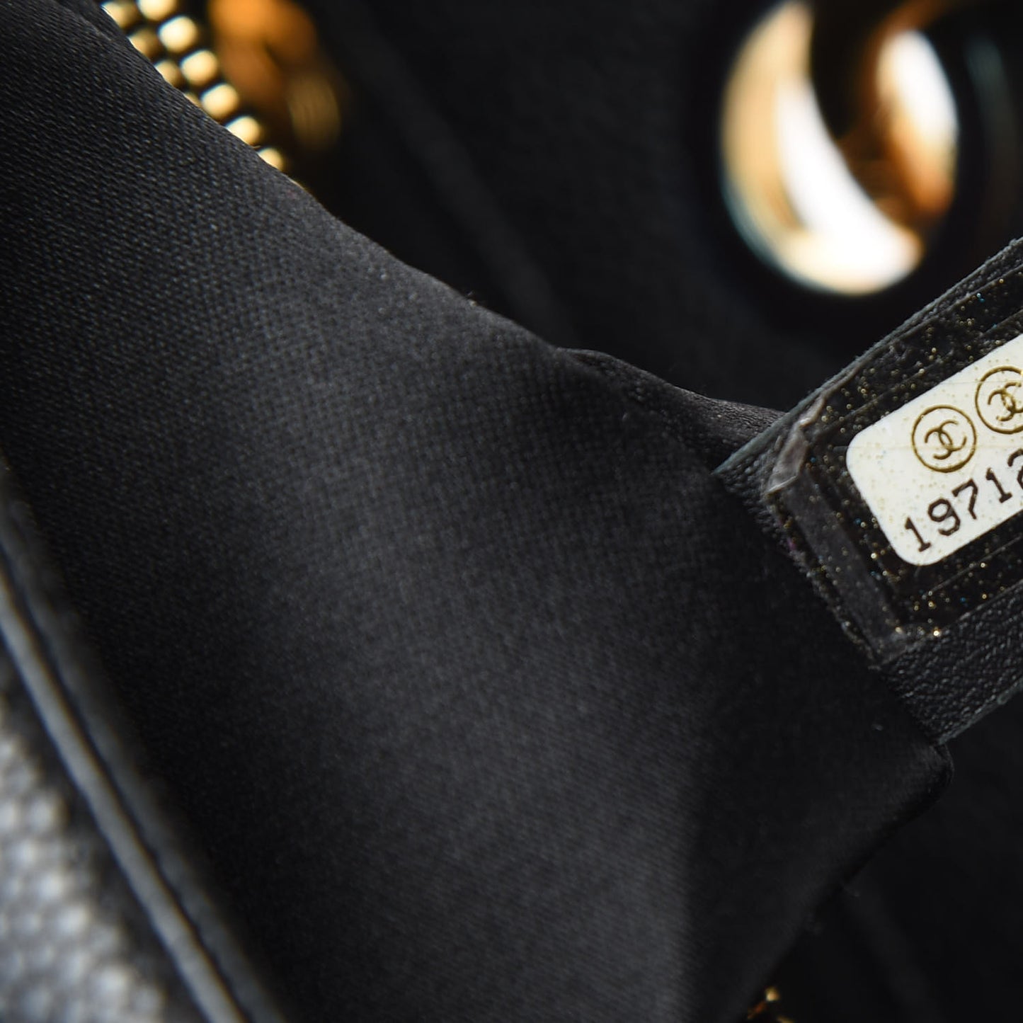 Caviar Quilted Grand Shopping Tote GST Black