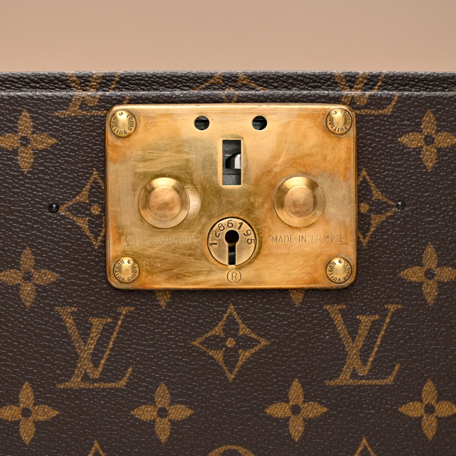 Louis Vuitton Monogram Boite Pharmacie Toiletry Case 10 of 12