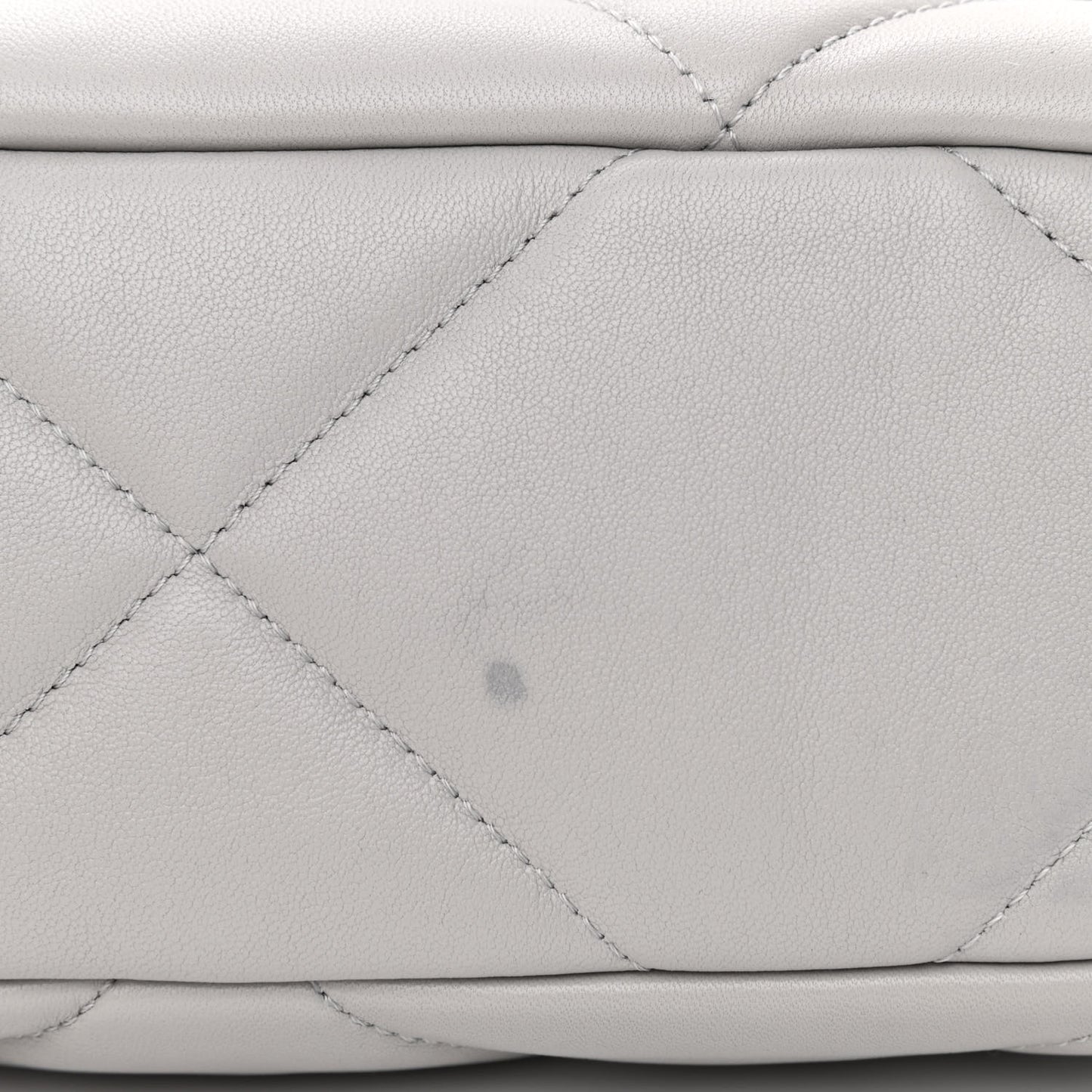 Lambskin Quilted Medium Chanel 19 Flap Grey