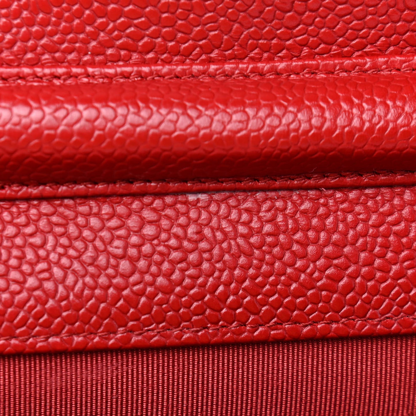 Caviar Quilted Wallet On Chain WOC Red