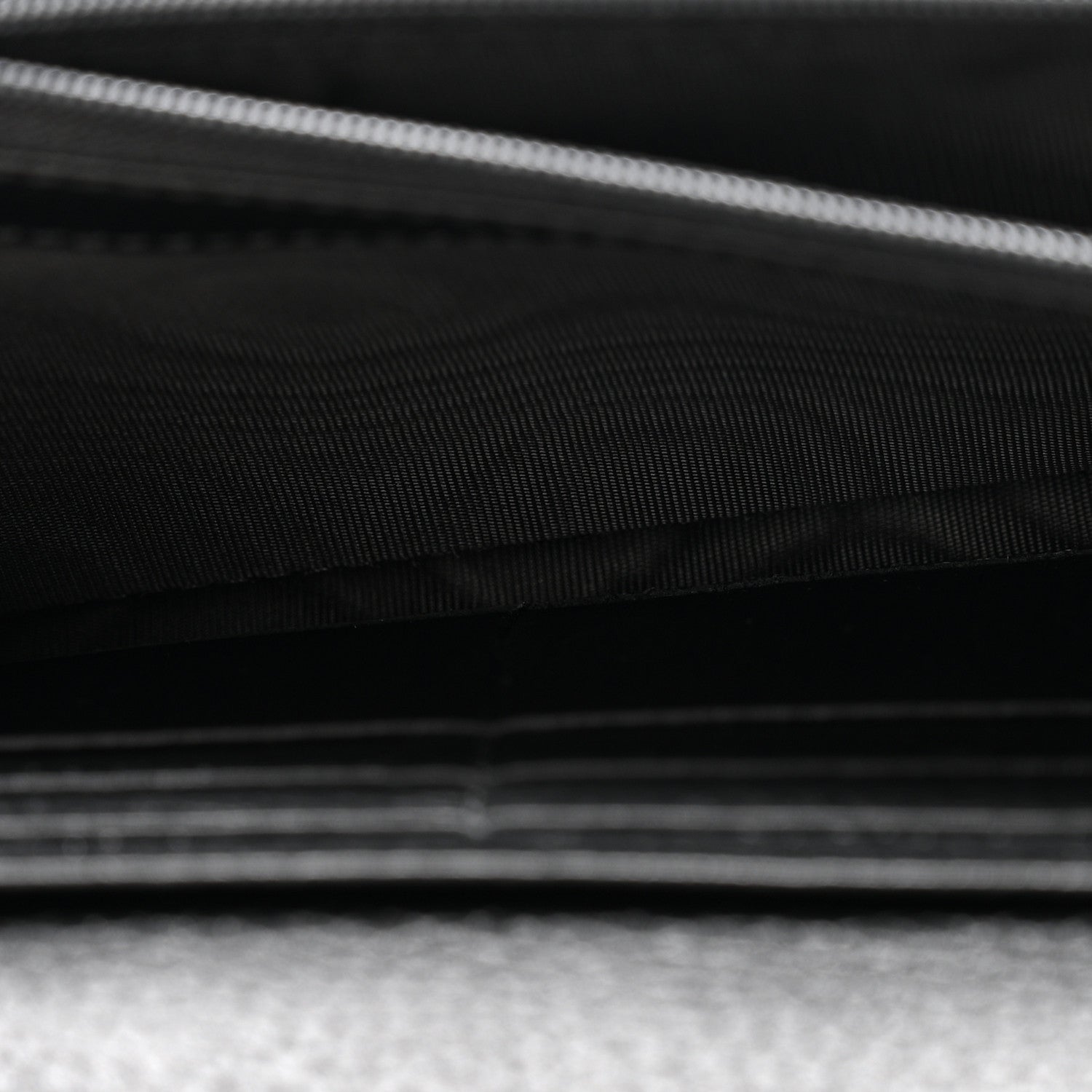 Gucci Pebbled Calfskin Large Soho Continental Wallet Black 6 of 10