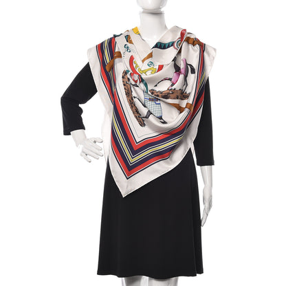 Hermes Silk Couvertures Et Tenue Giant Pointe Triangle Scarf Blanc Rouge Vert 2 of 7