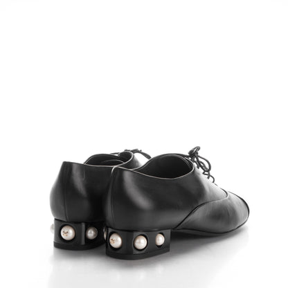 Chanel Lambskin Patent Pearl CC Lace Up Oxfords 39.5 Black 3 of 7
