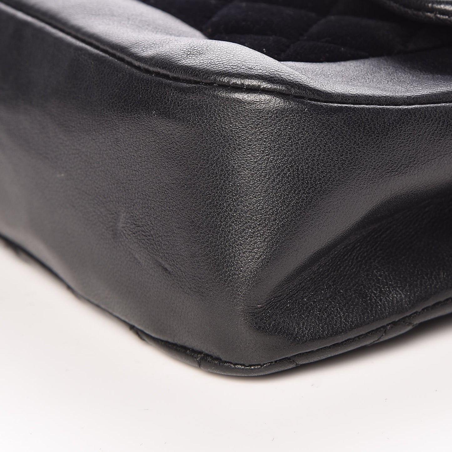 Metallic Lambskin Velvet Quilted Medium Flap Black