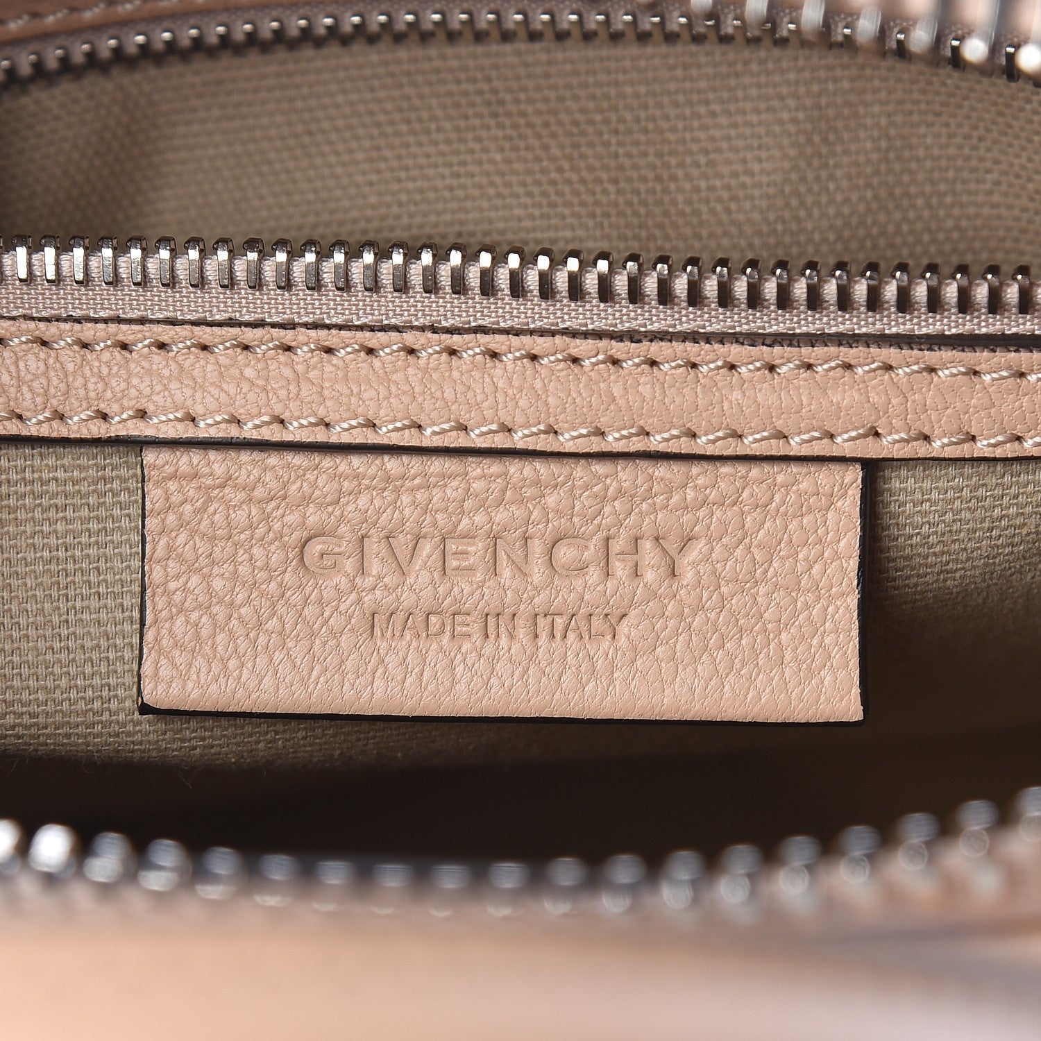 Givenchy Sugar Goatskin Small Antigona Powder 7 of 11