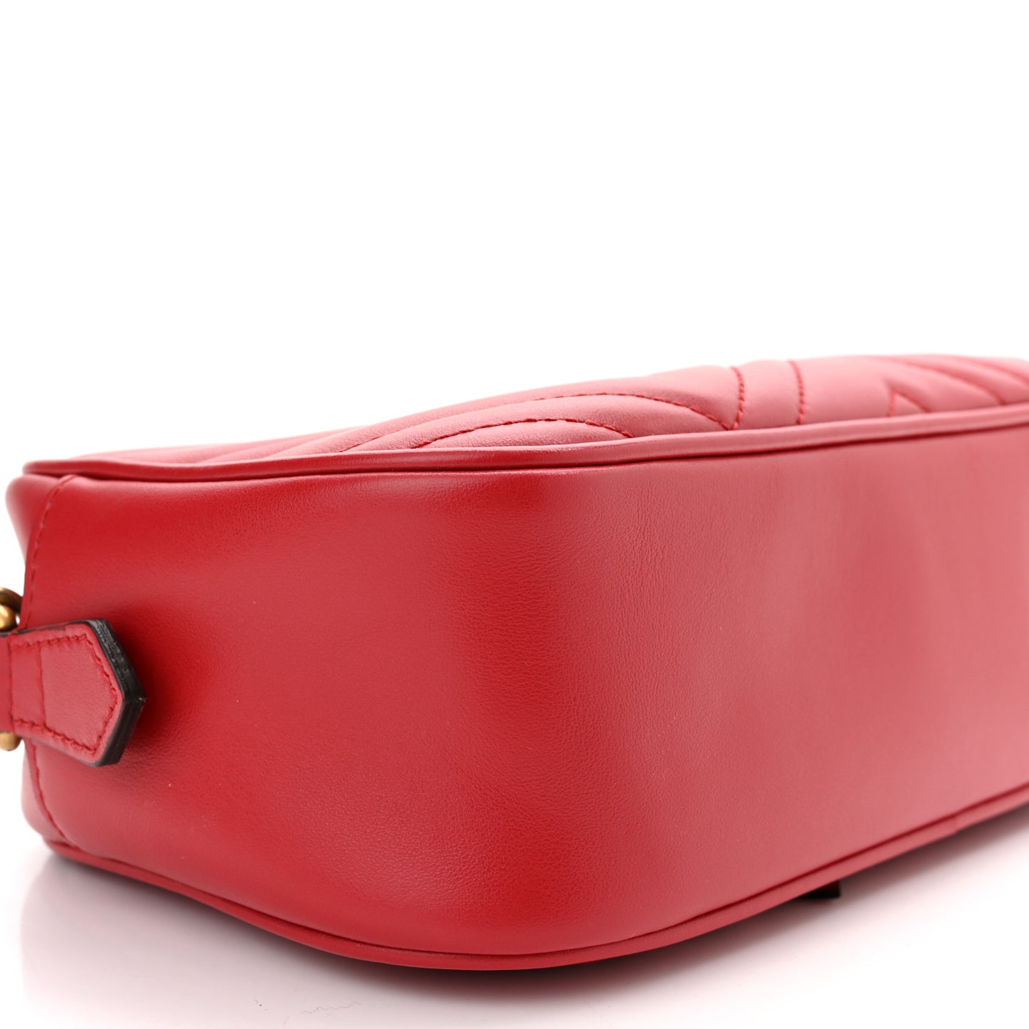 Calfskin Matelasse Small GG Marmont Chain Shoulder Bag Hibiscus Red