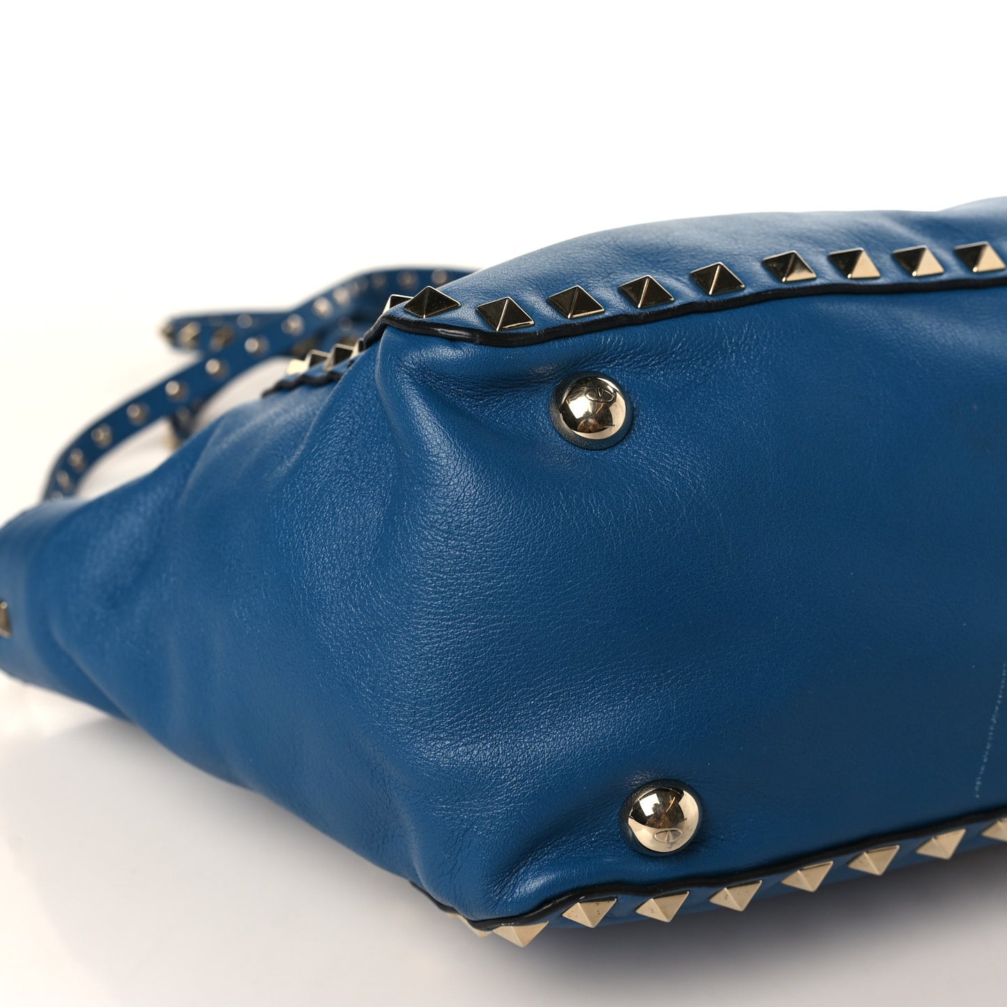 Vitello Small Rockstud Tote Blue Delft