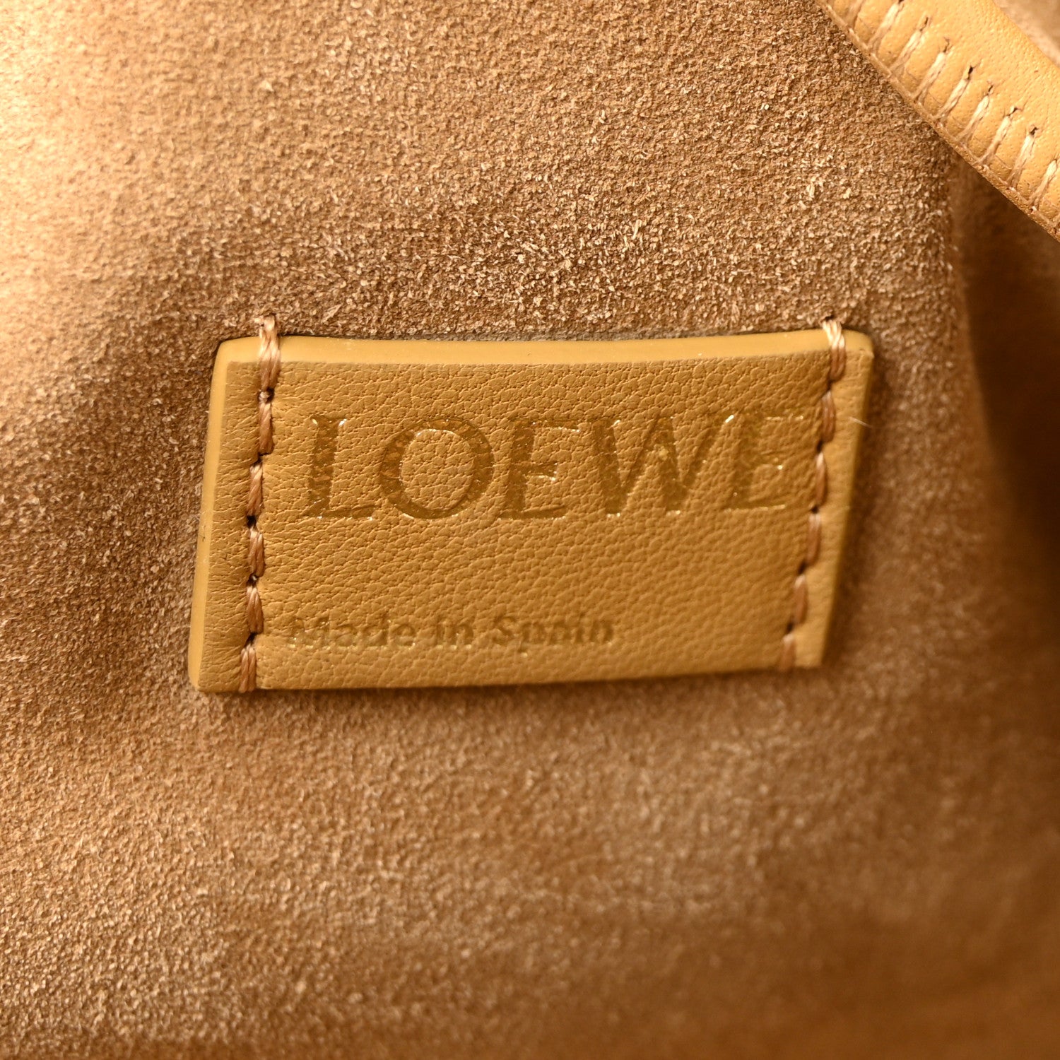 Loewe Mellow Nappa Donut Chain Large Flamenco Knot Clutch Sahara 6 of 10