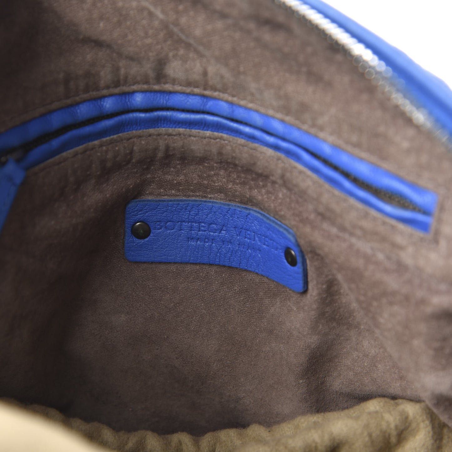 Nappa Intrecciato Nodini Crossbody Messenger Signal Blue