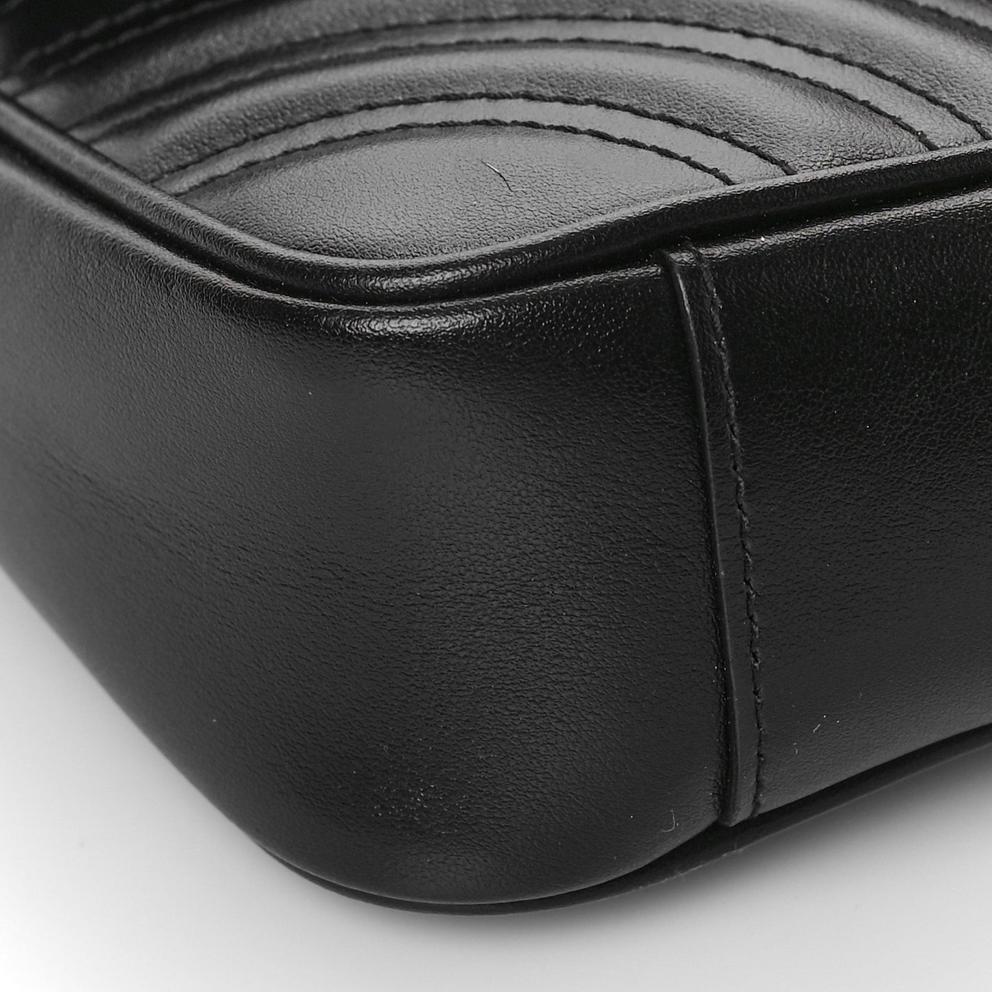 Calfskin Matelasse Mini GG Marmont Shoulder Bag Black