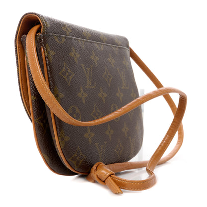 Louis Vuitton Monogram Knot 3 of 10
