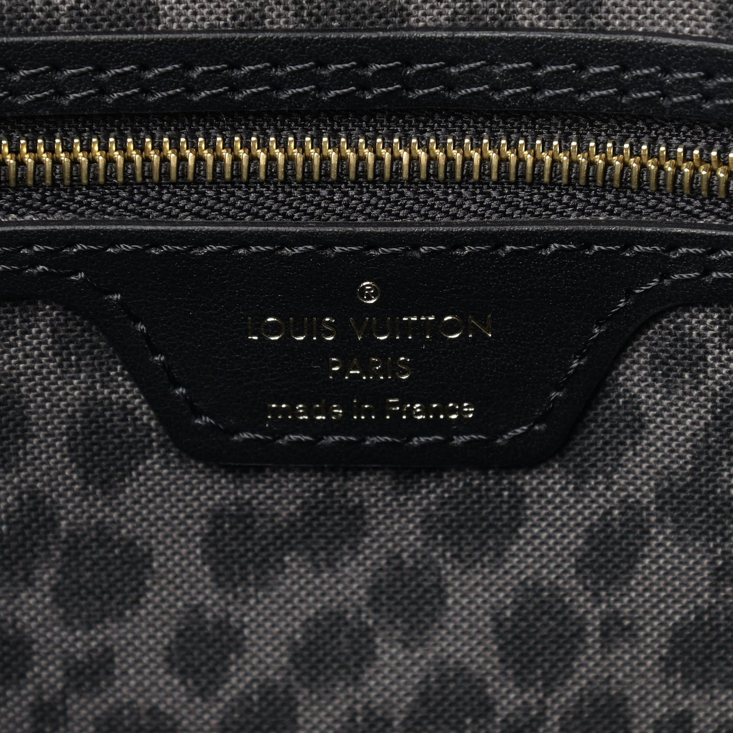Monogram Giant Wild At Heart Neverfull MM Black