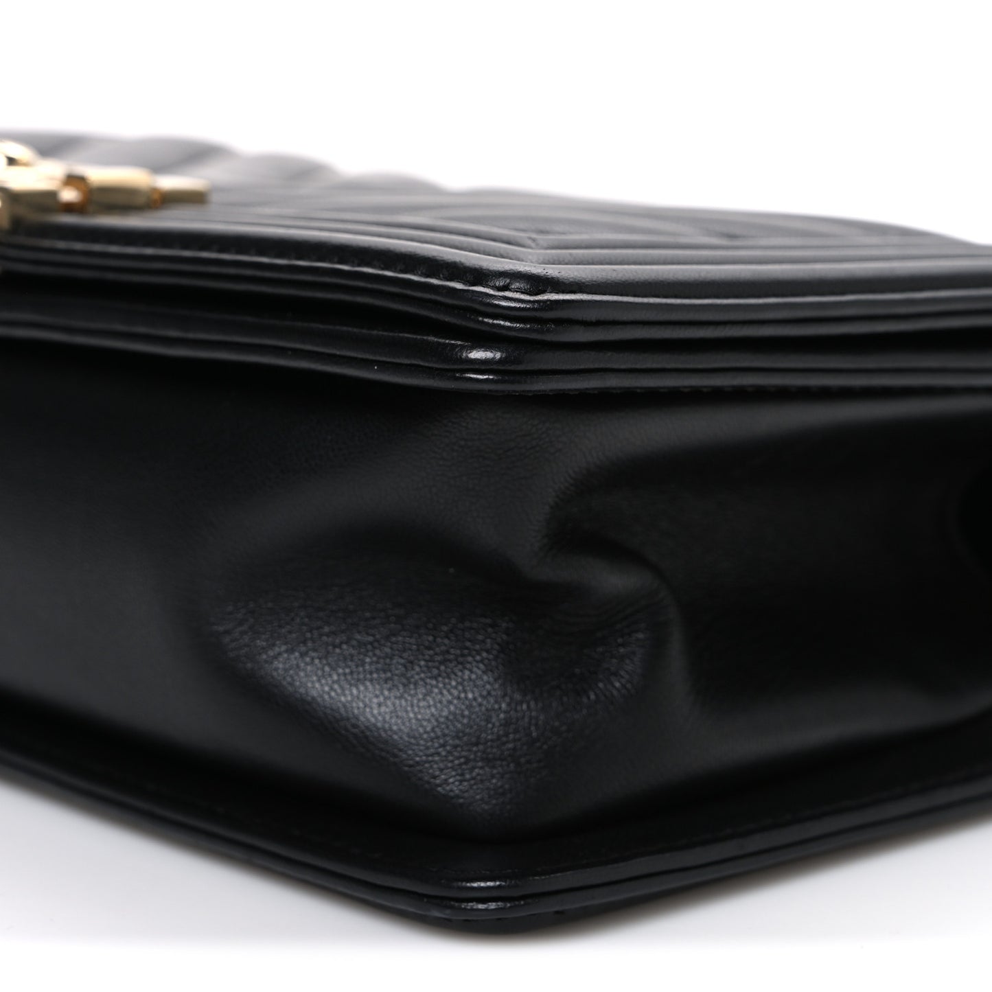 Calfskin Chevron Quilted Medium Boy Flap Black