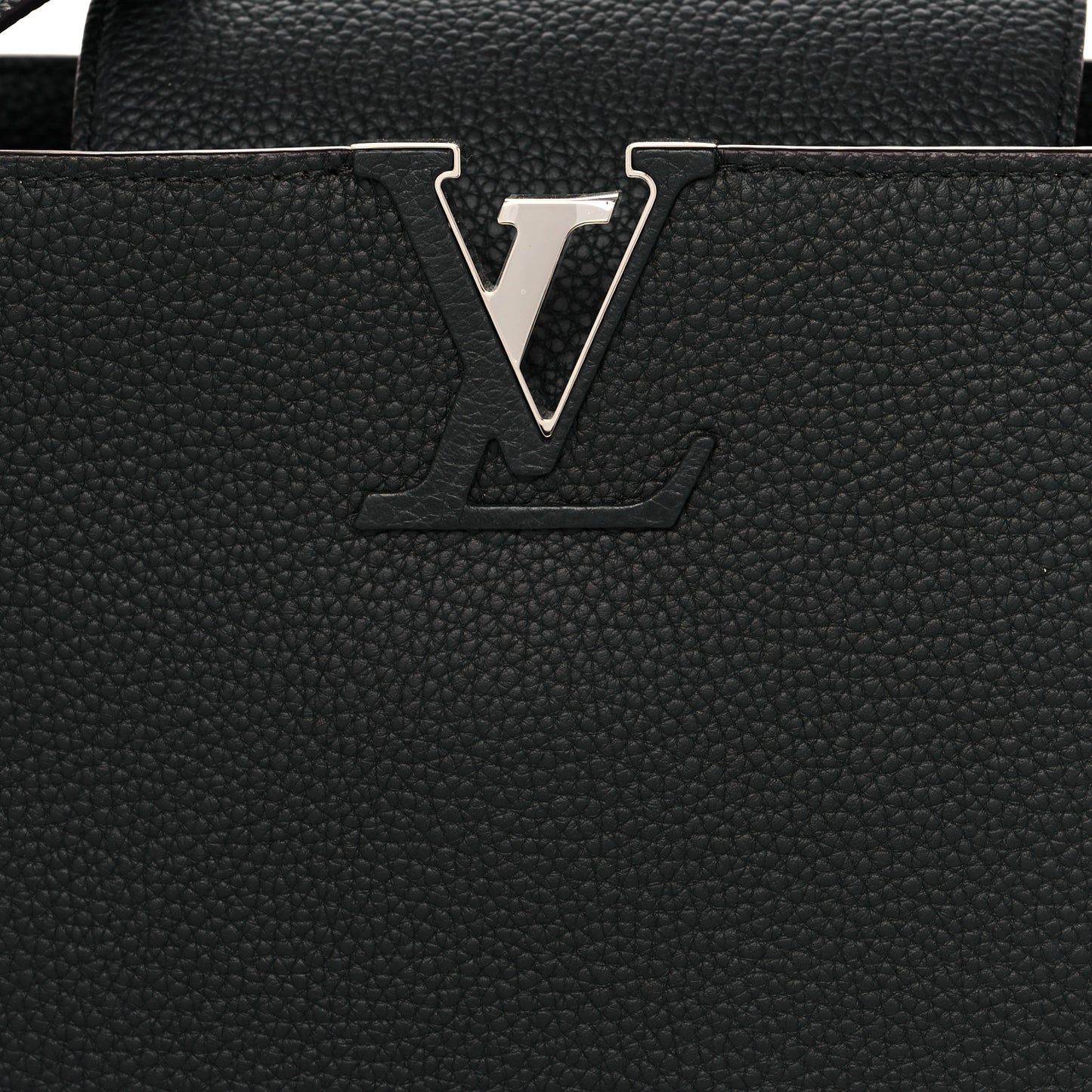 Taurillon Python Capucines PM Black
