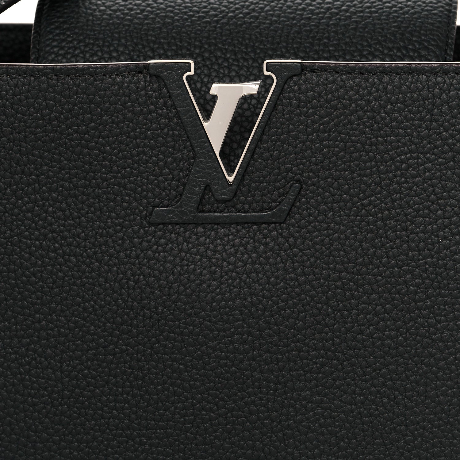 Louis Vuitton Taurillon Python Capucines PM Black 7 of 10