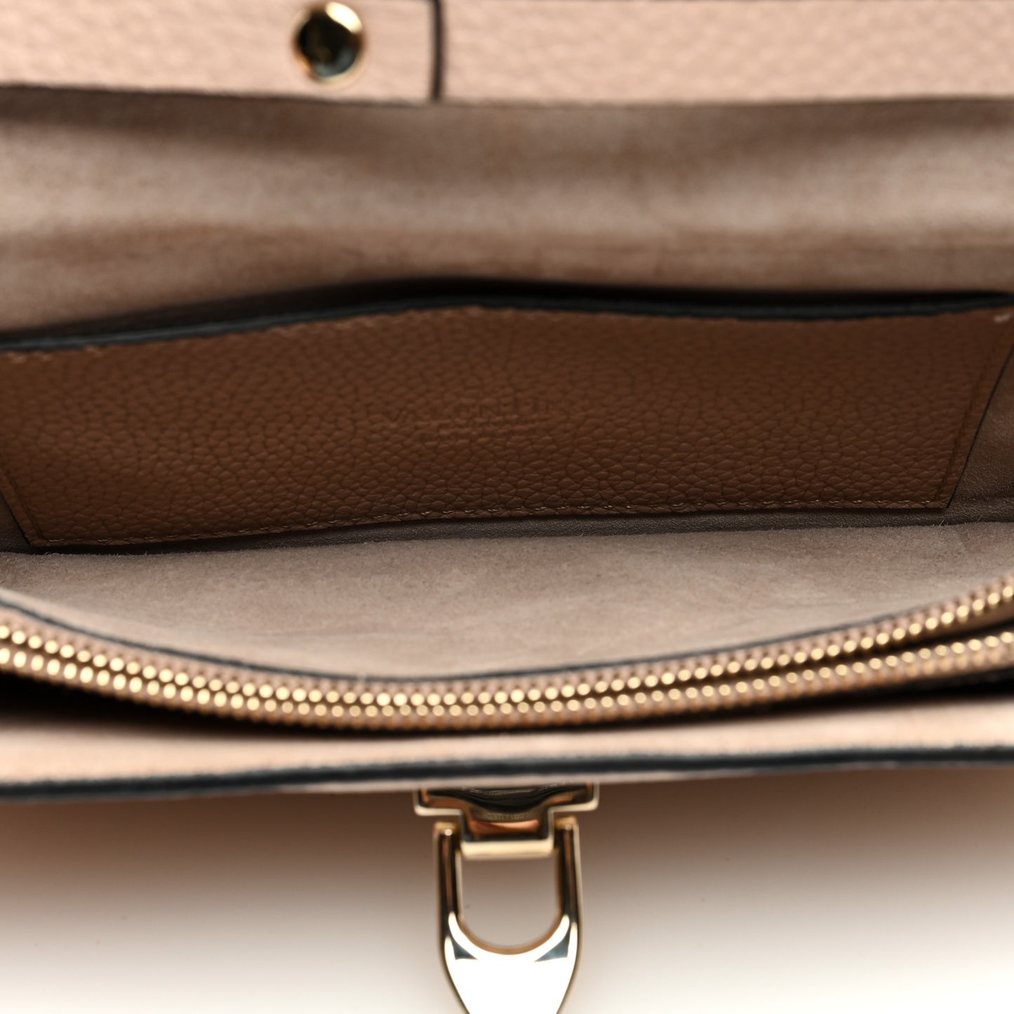 Pebbled Calfskin Rockstud Flip Lock Shoulder Bag Poudre