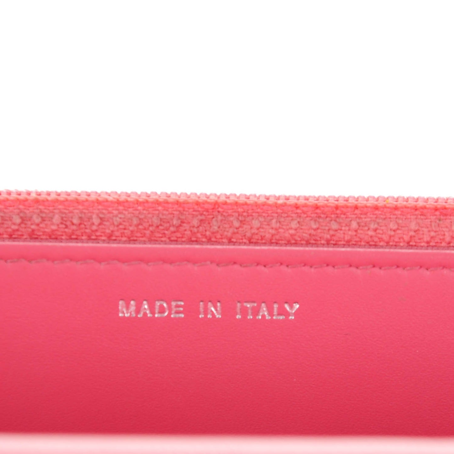 Caviar Chevron Wallet On Chain WOC Pink