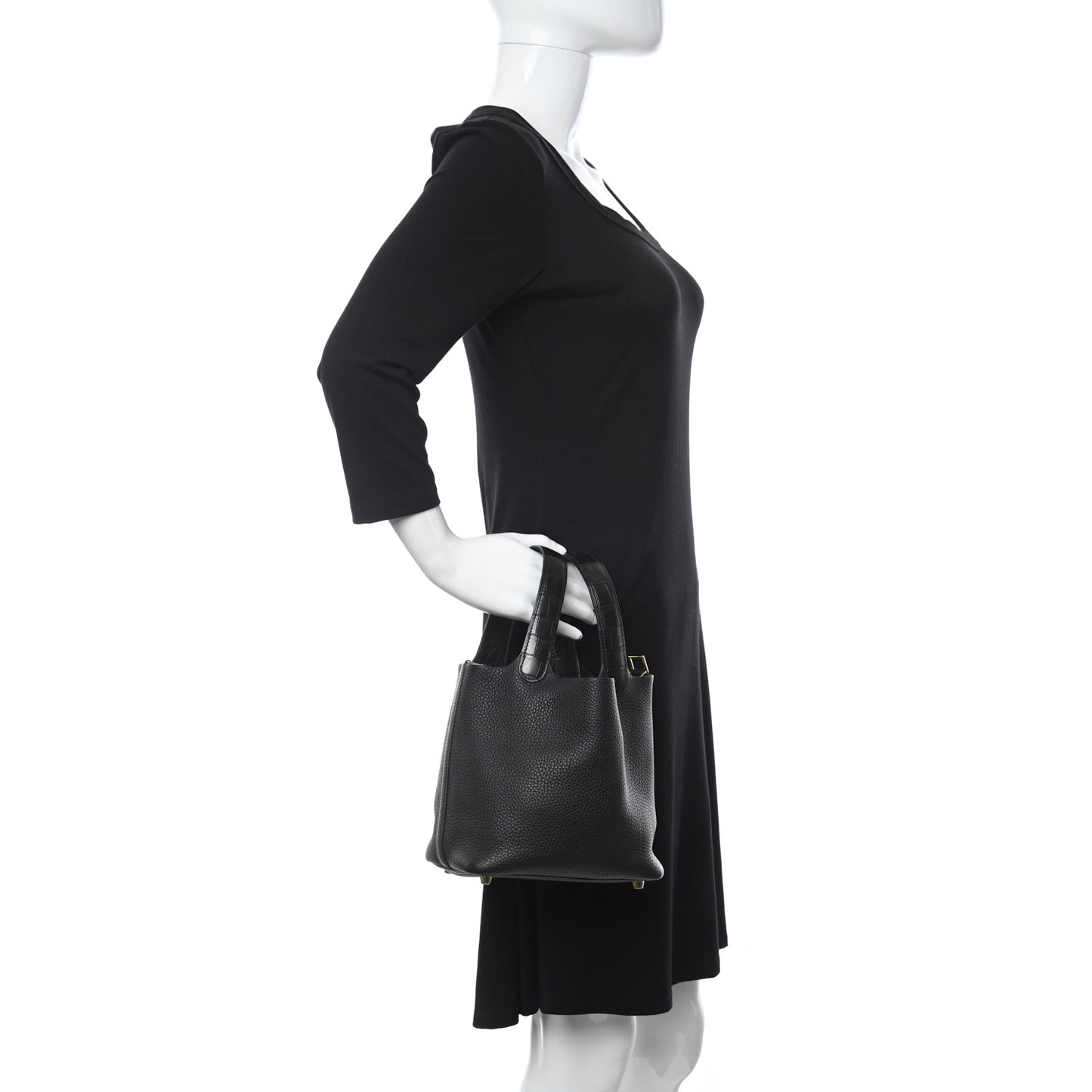 Taurillon Clemence Matte Alligator Picotin Lock Touch 18 PM Black