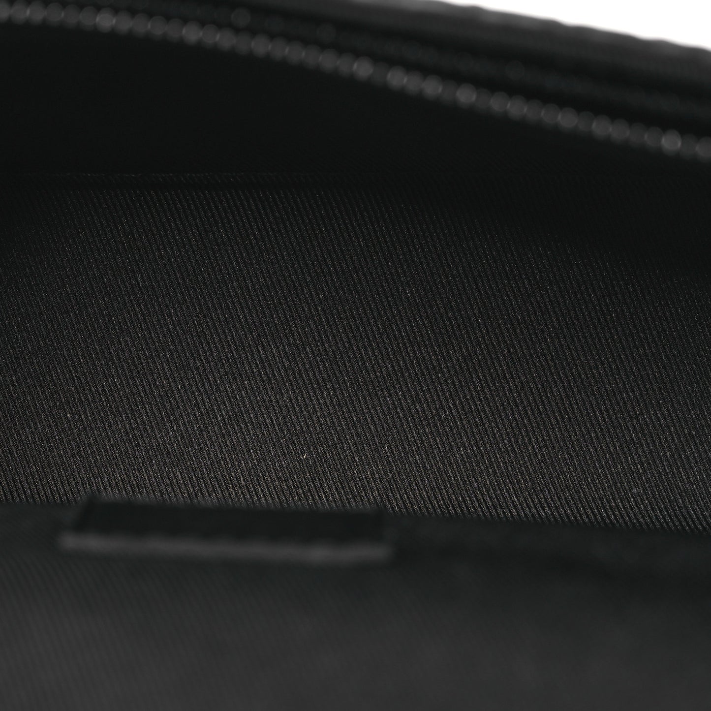 Taurillon Monogram Steamer Wearable Wallet Black