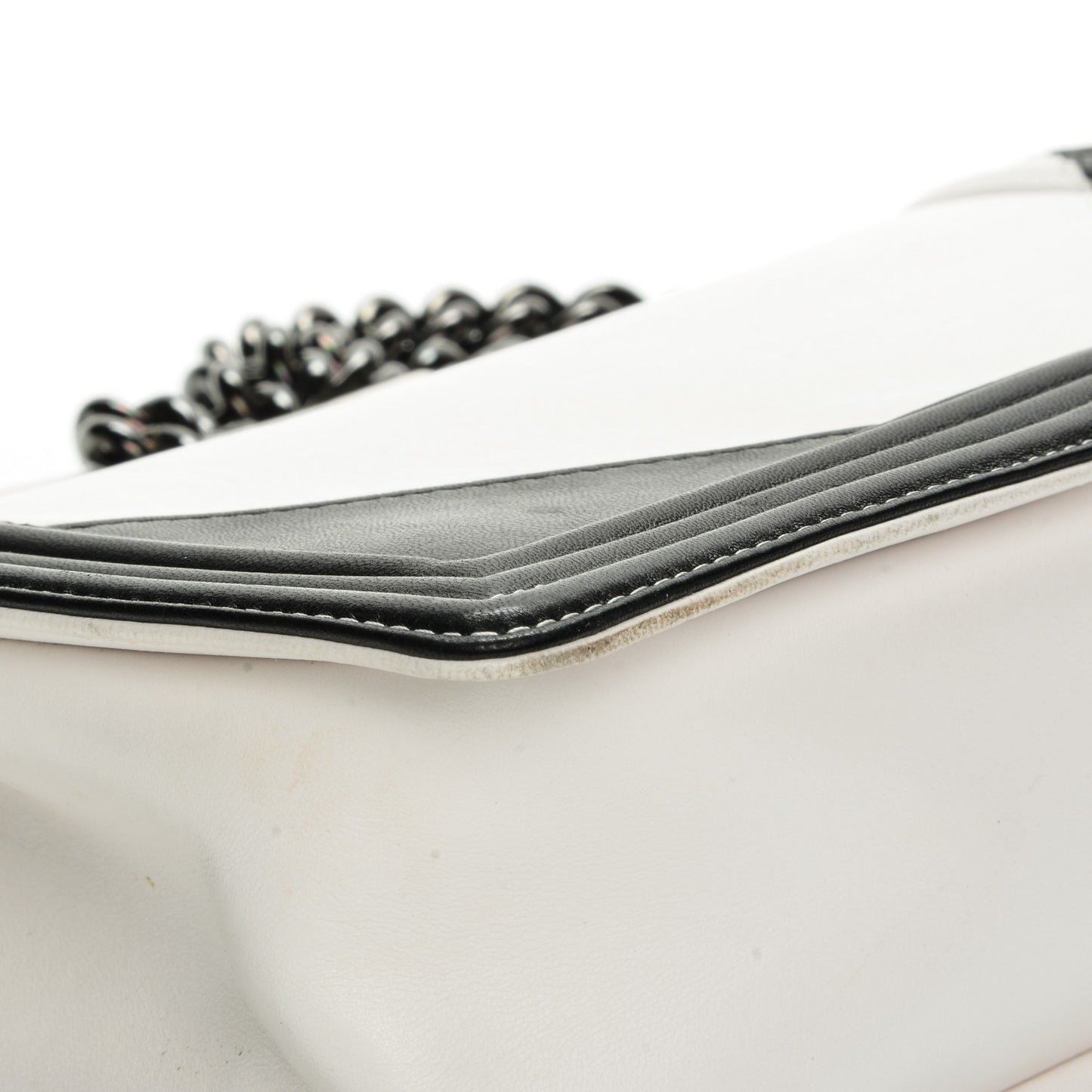 Calfskin Medium Bi-Color Boy Flap Black White