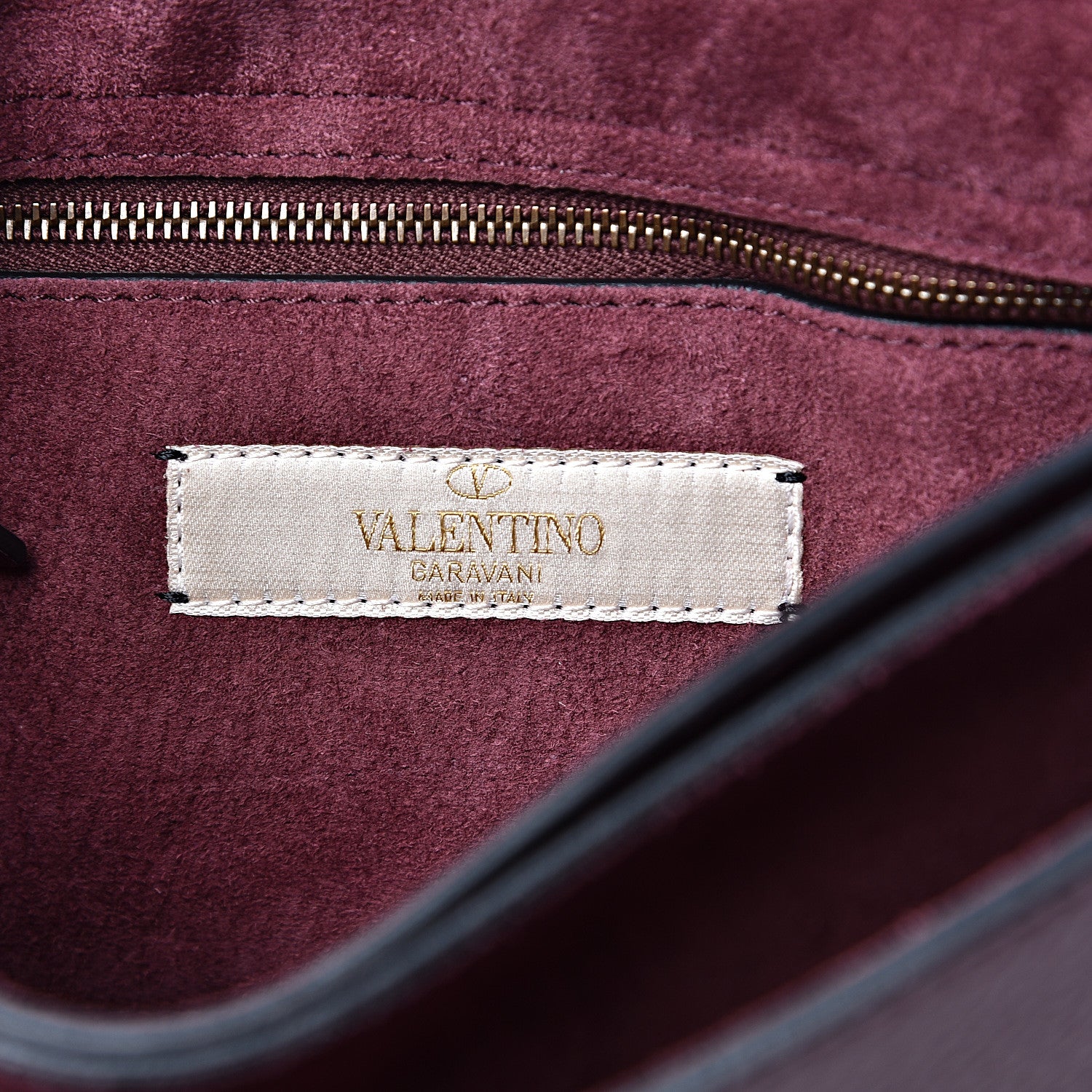 Valentino Garavani Pebbled Calfskin Rockstud Rolling Wristlet Clutch Rubin 5 of 11