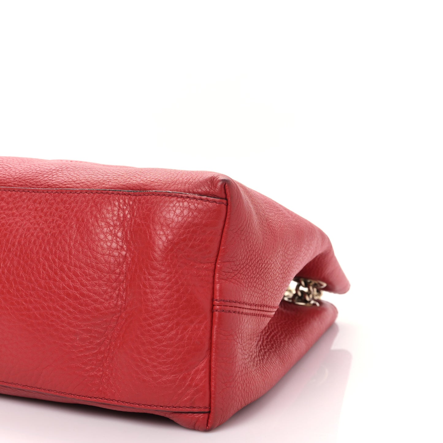 Pebbled Calfskin Medium Soho Chain Shoulder Bag Tabasco Red