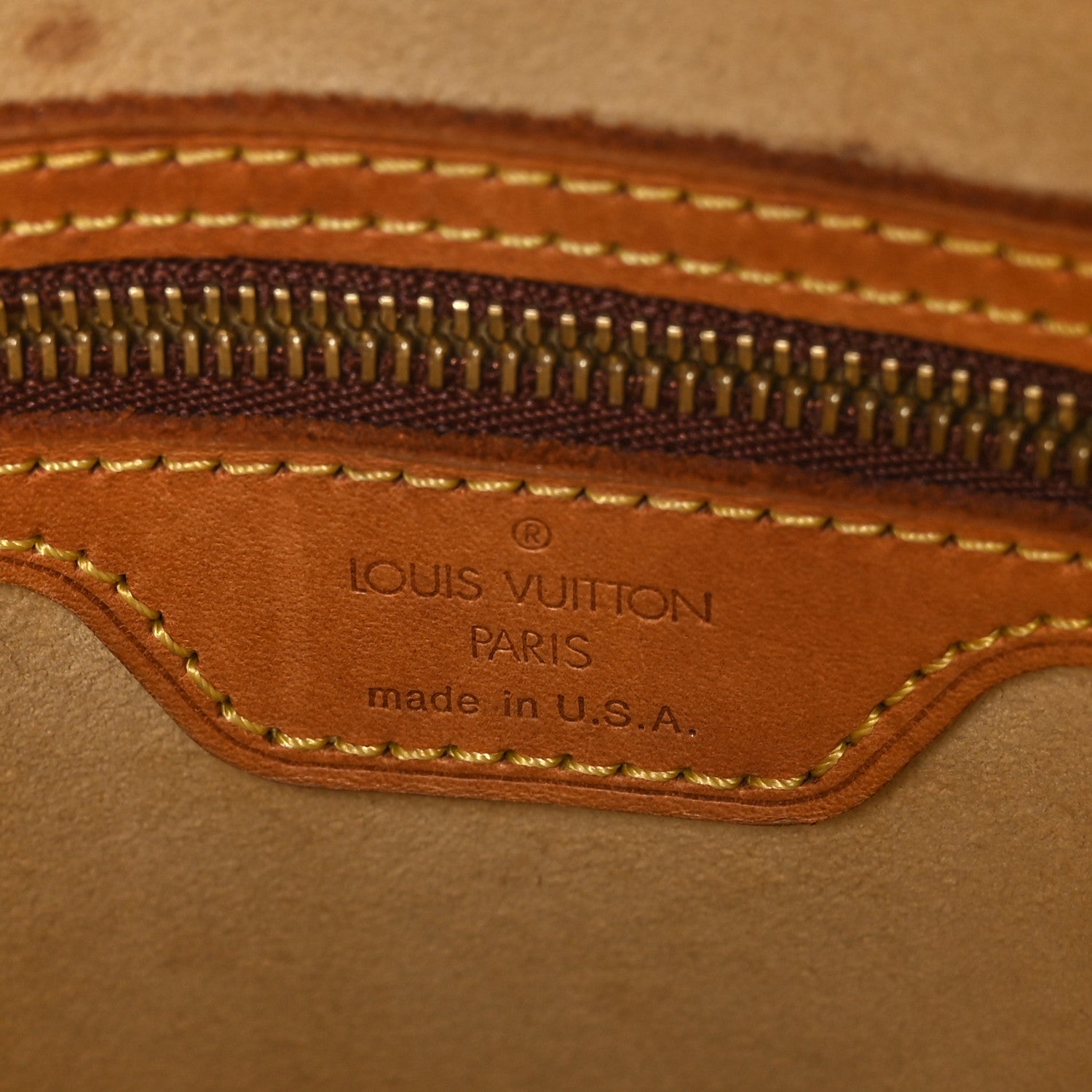 Louis Vuitton Monogram Looping MM 6 of 8