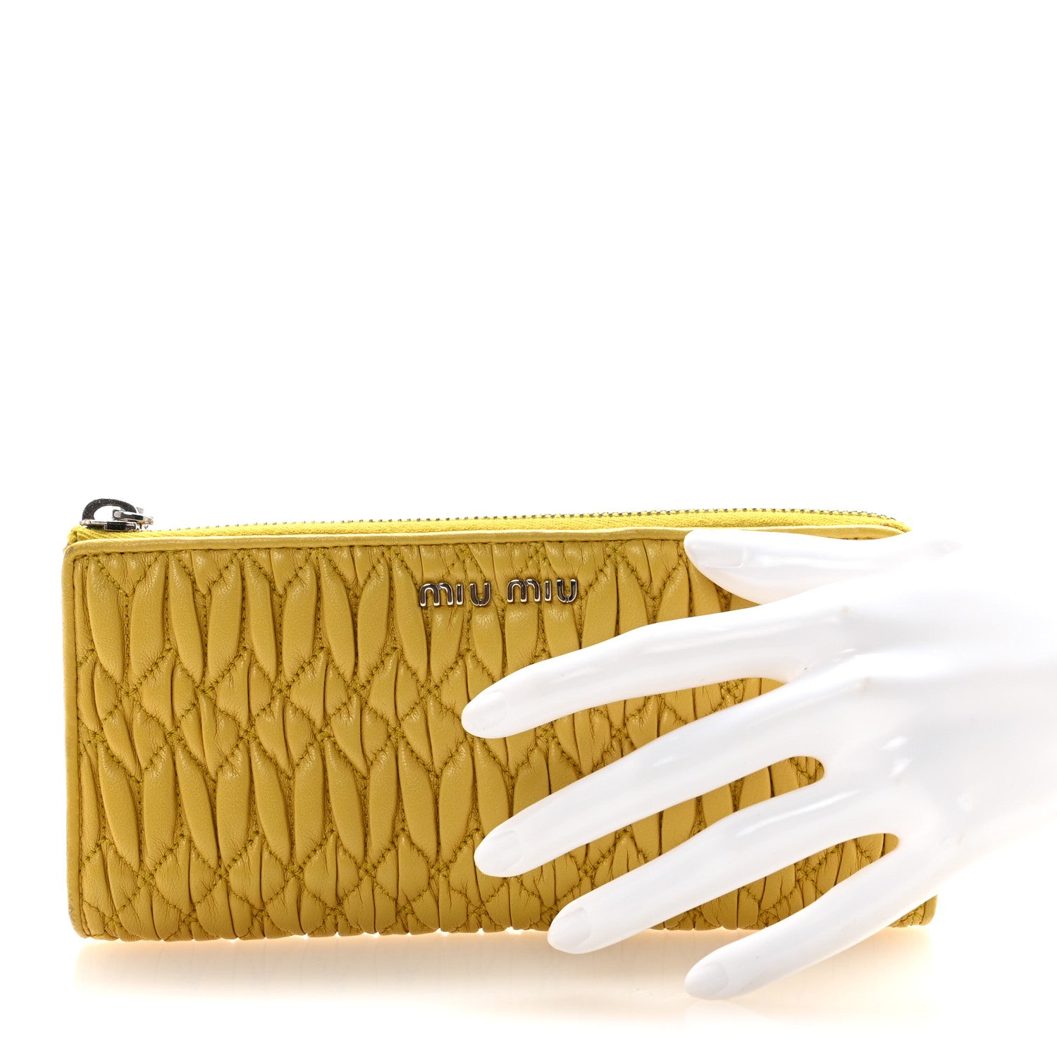 Miu Miu Matelasse Large Zip Around Wallet Ananas 1836911
