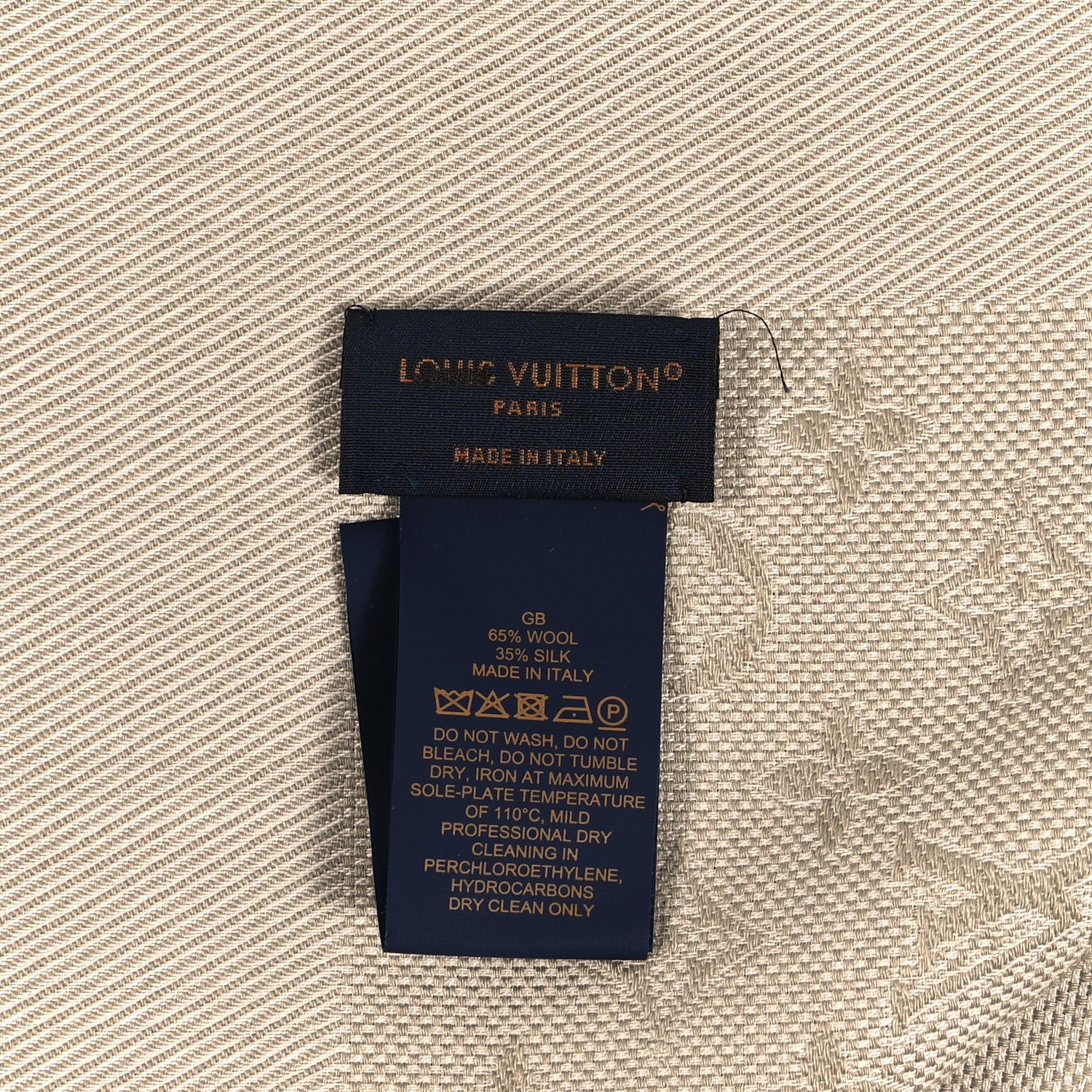 Louis Vuitton Monogram Summer Stardust Jacquard Shawl Beige 3 of 3