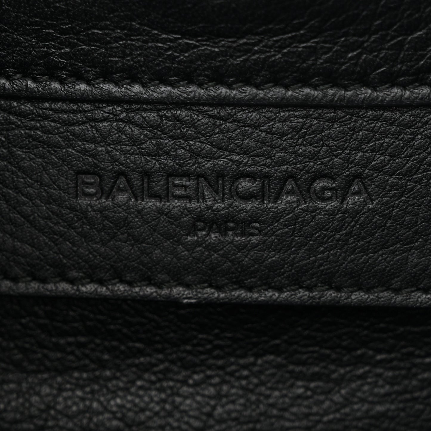 Grained Calfskin Papier Mini A4 Zip Around Tote Black