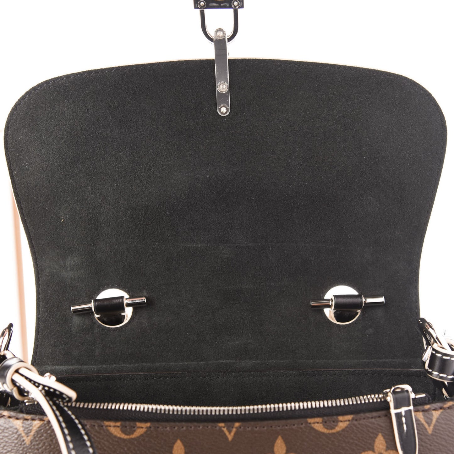 Monogram Chain It Black